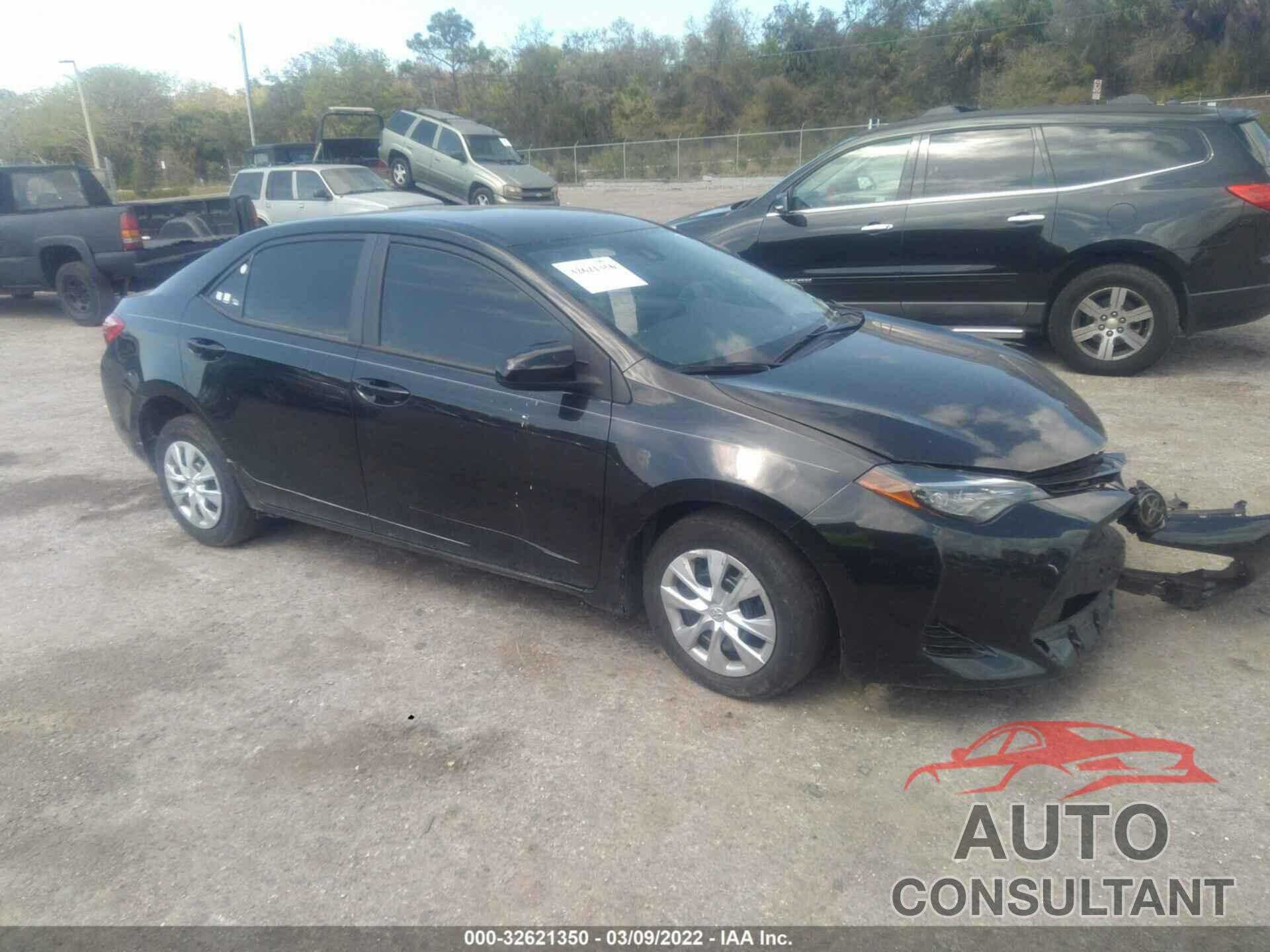 TOYOTA COROLLA 2018 - 5YFBURHE4JP838377