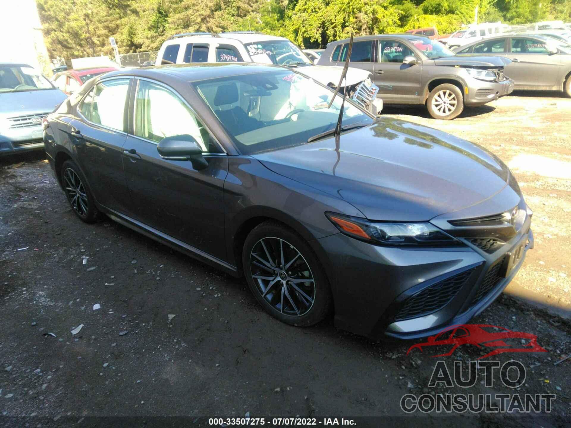 TOYOTA CAMRY 2021 - 4T1G11AK1MU602269
