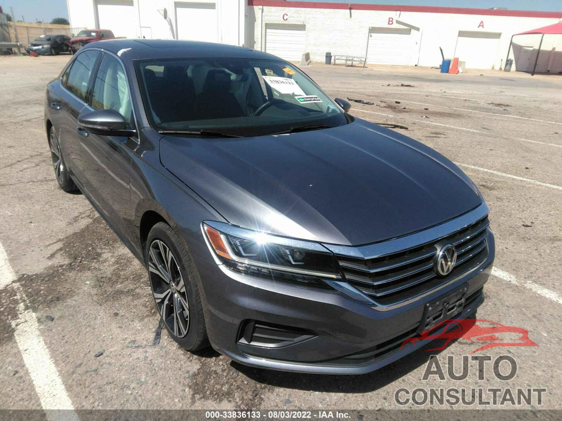 VOLKSWAGEN PASSAT 2021 - 1VWSA7A34MC002519