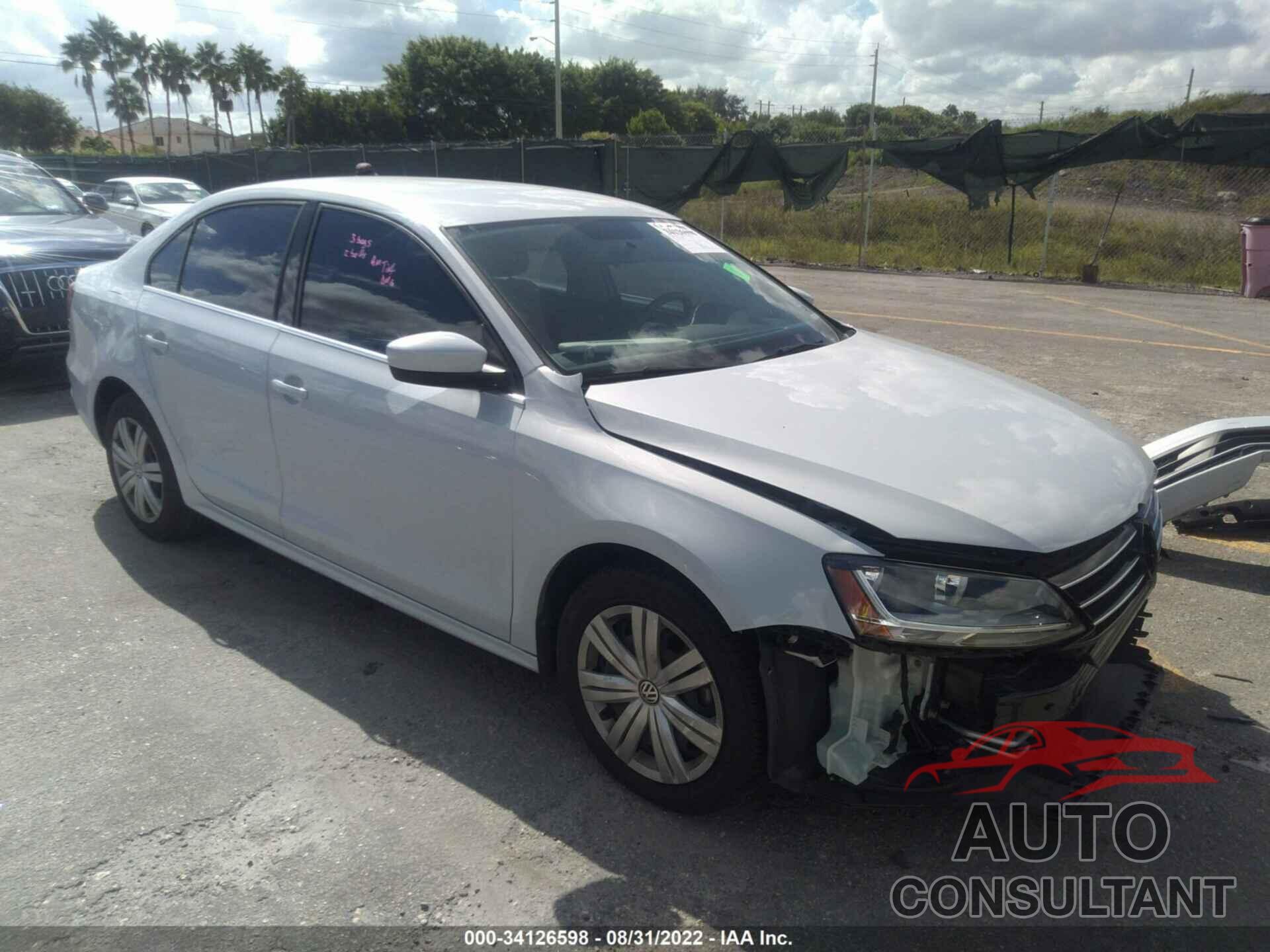 VOLKSWAGEN JETTA 2017 - 3VW2B7AJ9HM381842