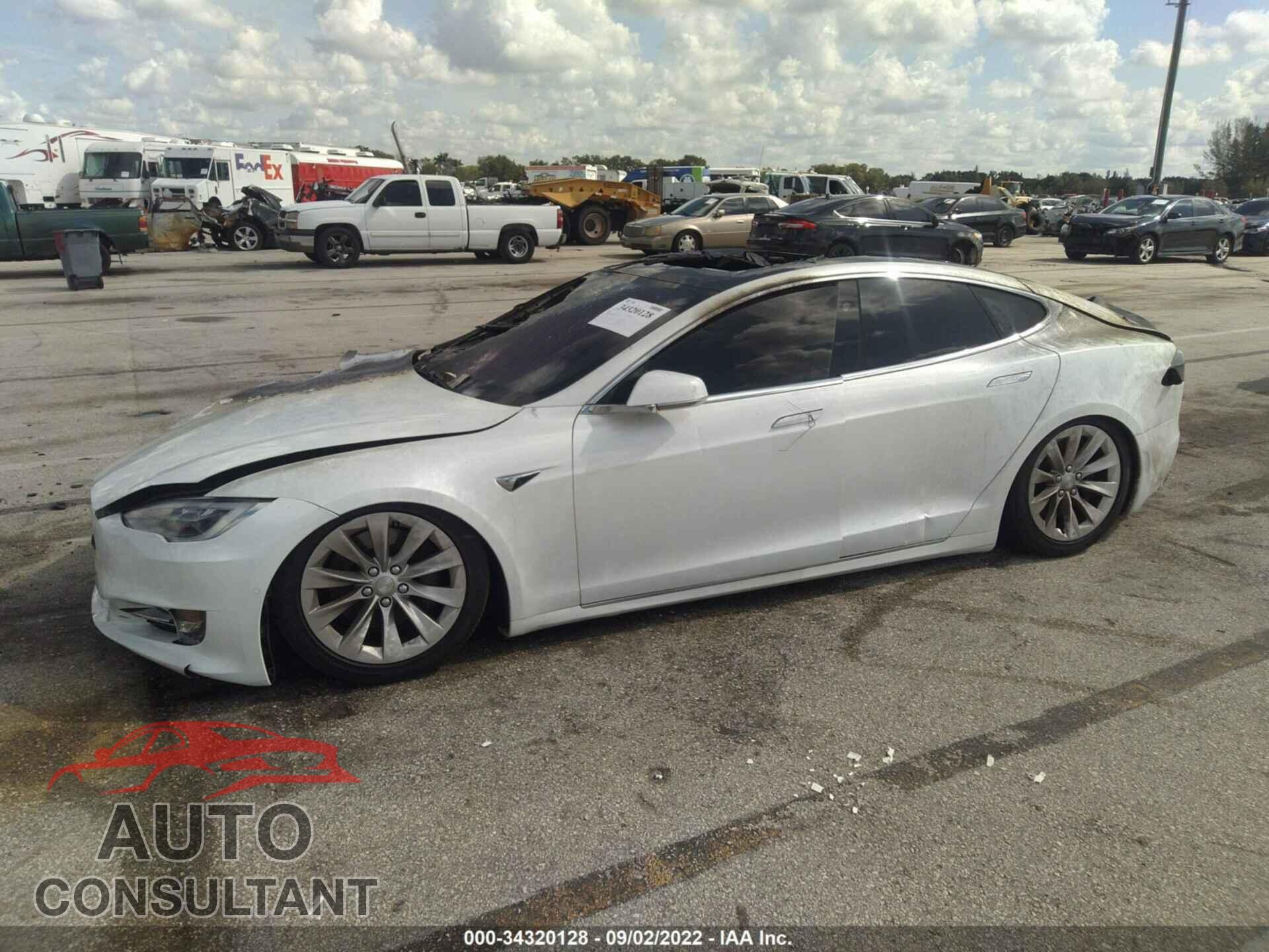 TESLA MODEL S 2020 - 5YJSA1E26LF356416