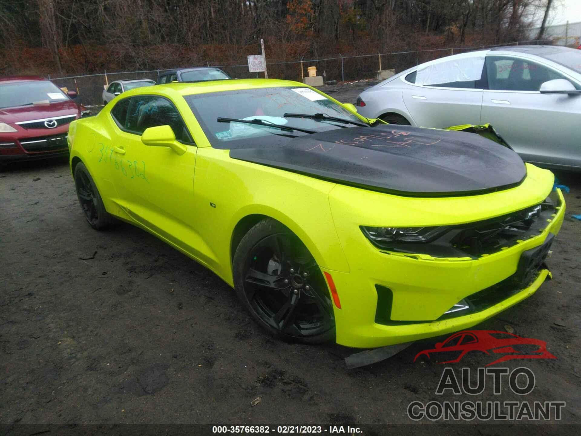 CHEVROLET CAMARO 2019 - 1G1FB1RX4K0151669