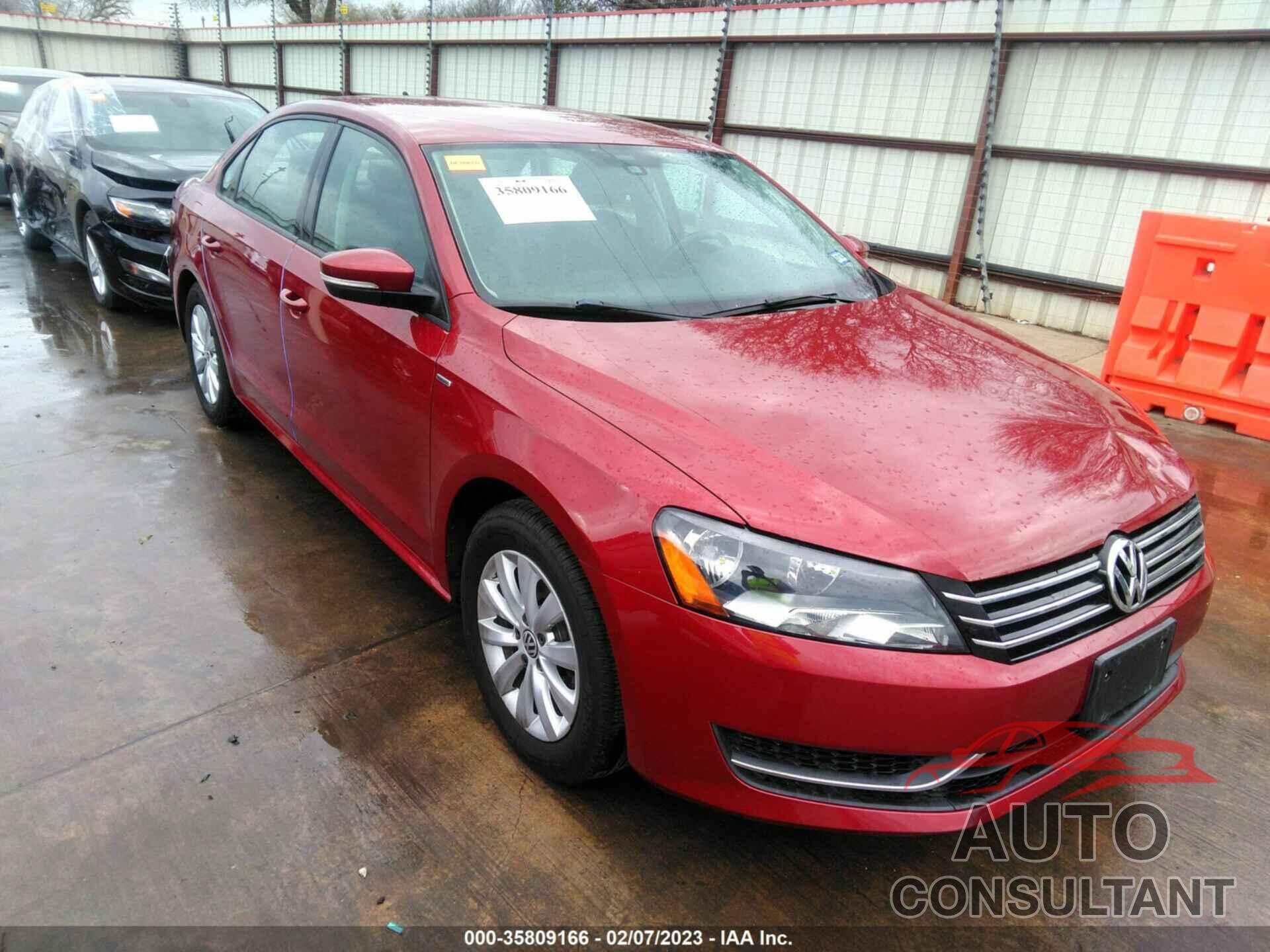 VOLKSWAGEN PASSAT 2015 - 1VWAT7A35FC044030