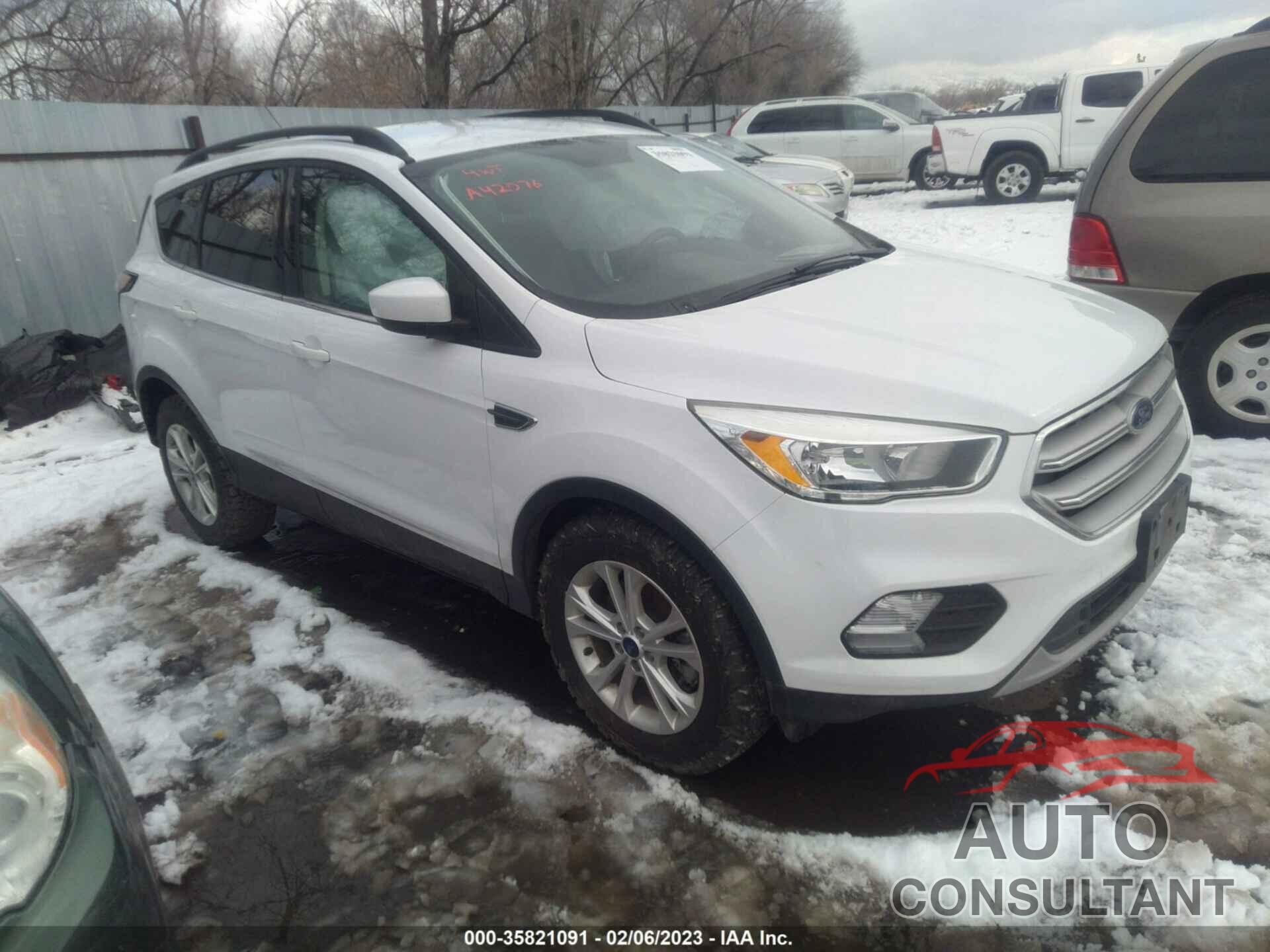 FORD ESCAPE 2018 - 1FMCU9GD4JUA42076