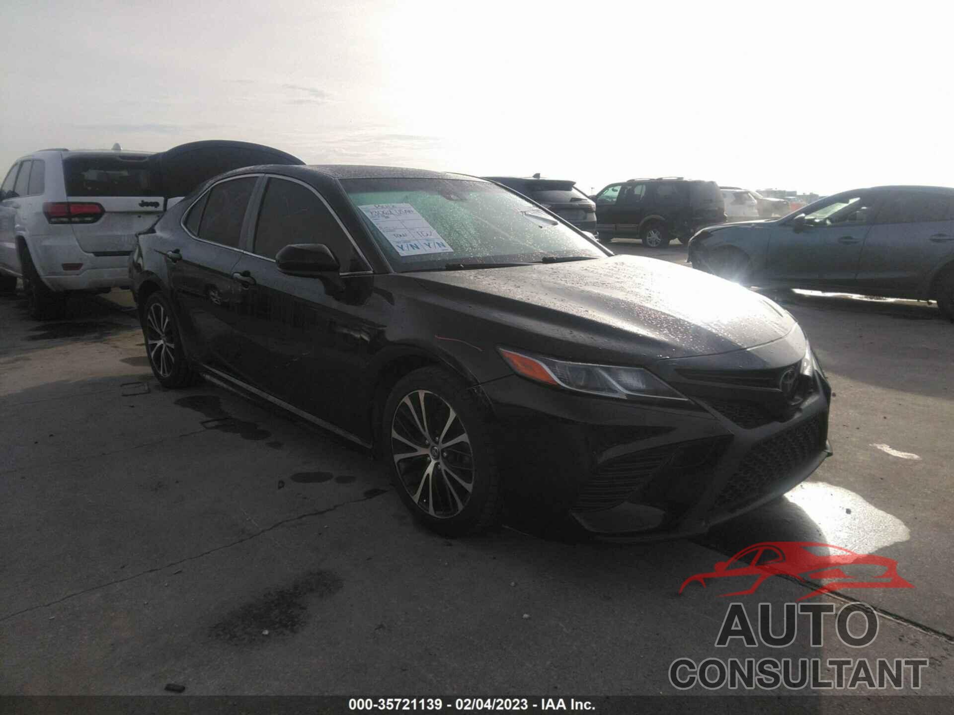 TOYOTA CAMRY 2018 - JTNB11HK7J3032165