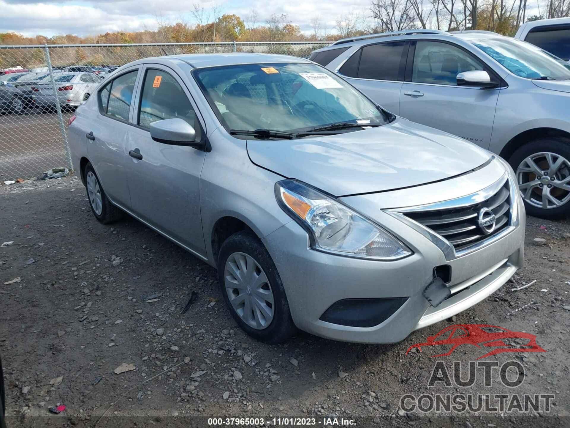 NISSAN VERSA 2019 - 3N1CN7AP9KL801814