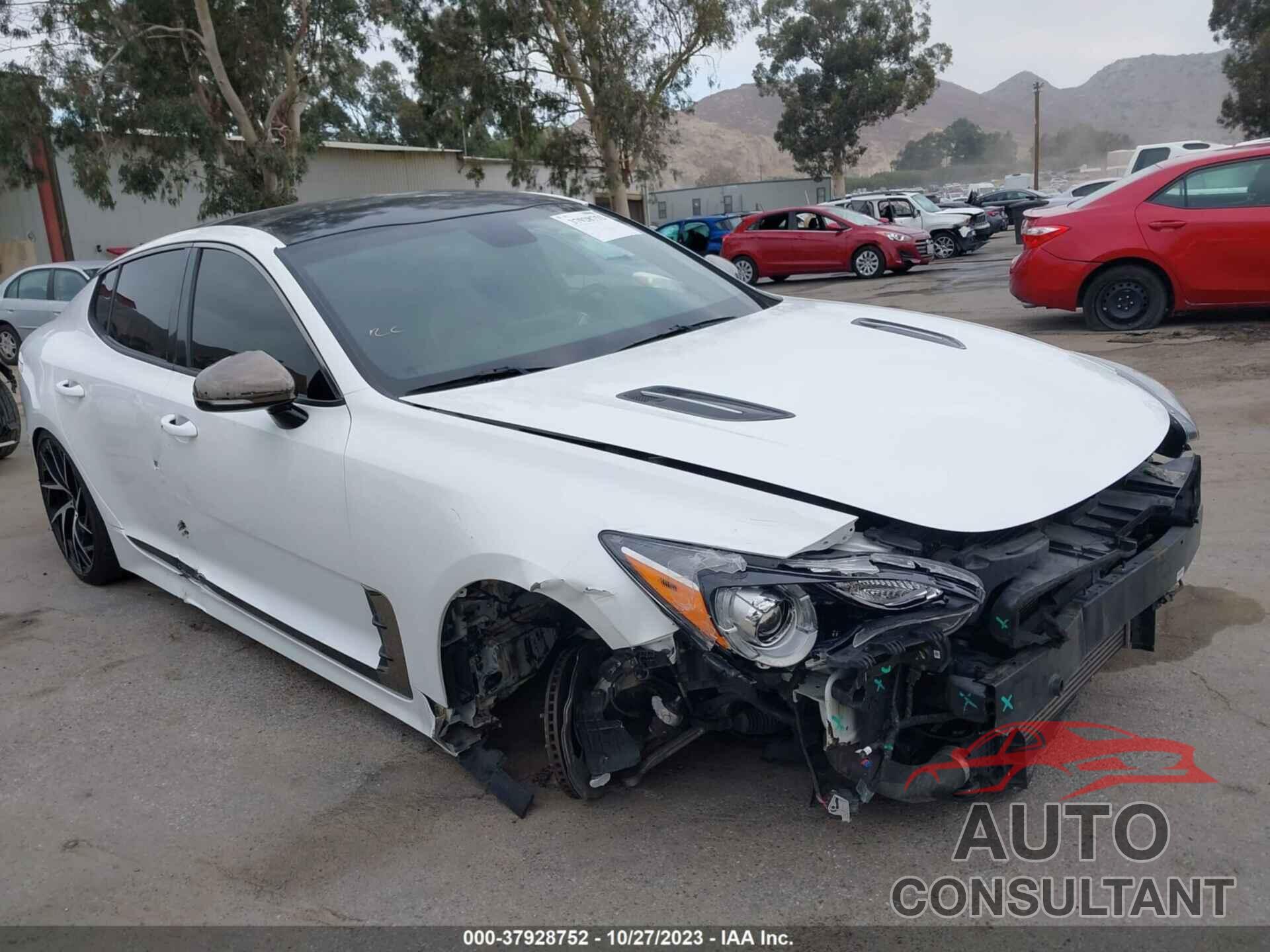 KIA STINGER 2020 - KNAE15LA6L6080018