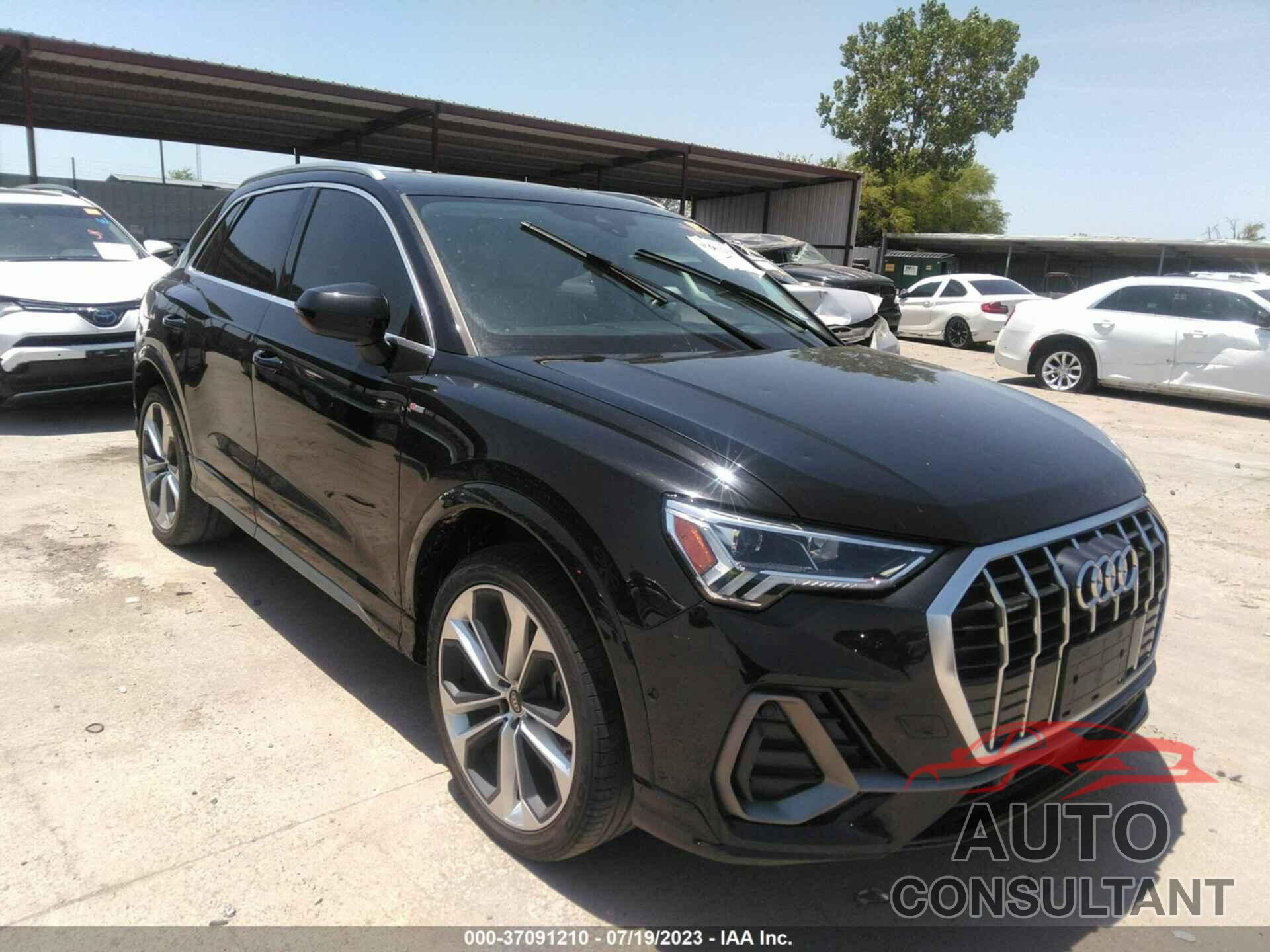 AUDI Q3 2021 - WA1EECF38M1021781