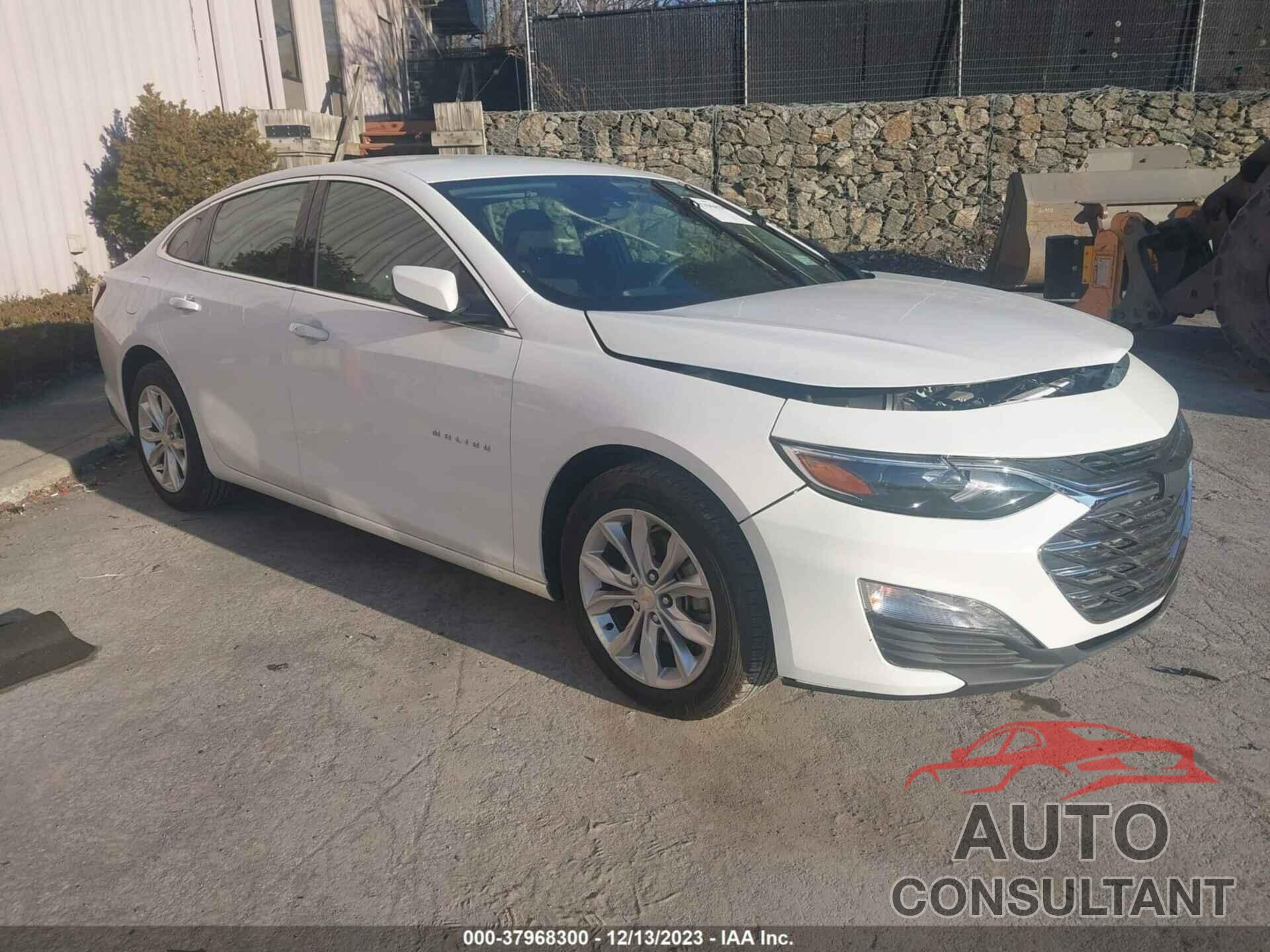 CHEVROLET MALIBU 2022 - 1G1ZD5ST4NF110126