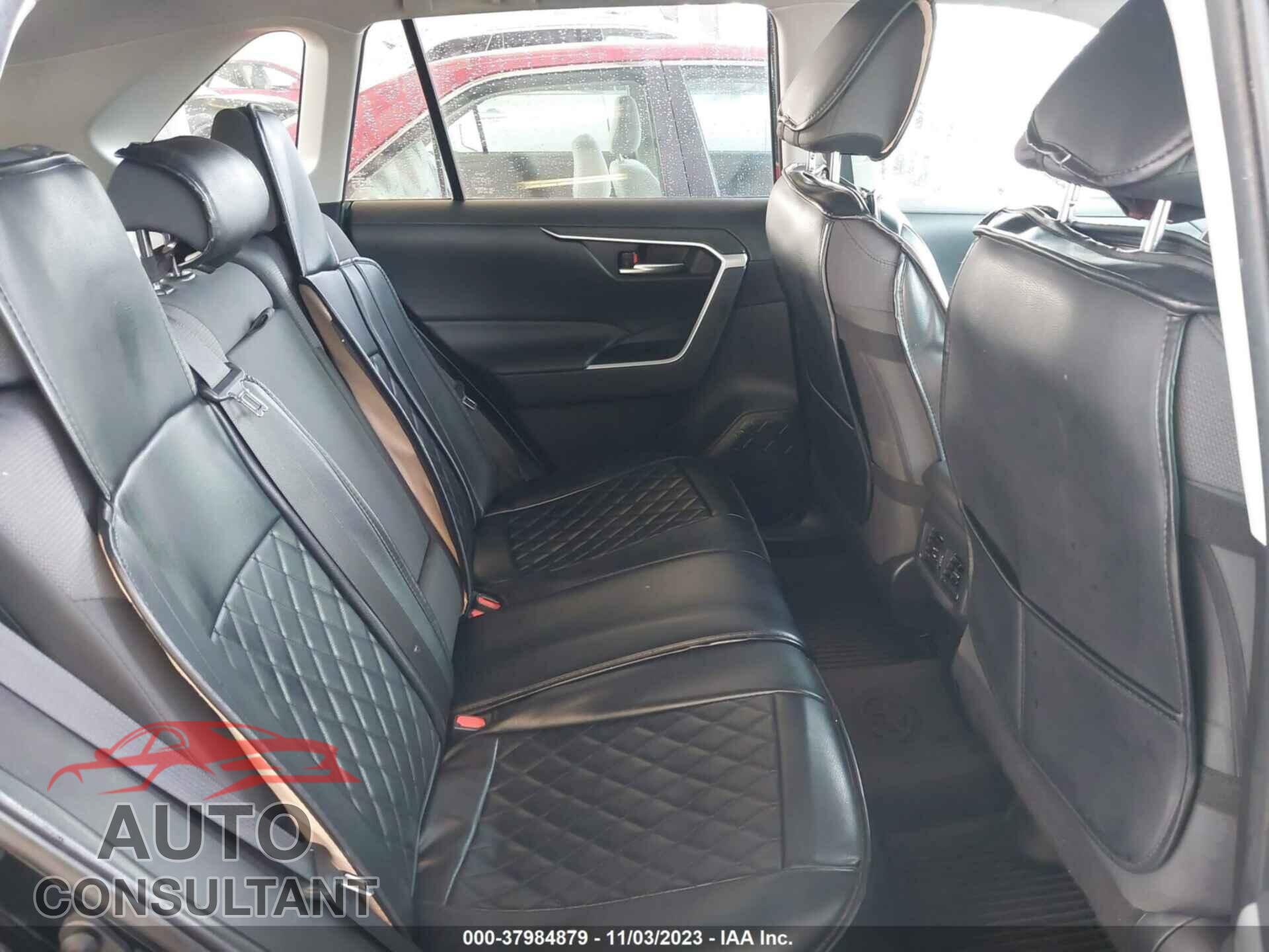 TOYOTA RAV4 2019 - JTMP1RFVXKD029603