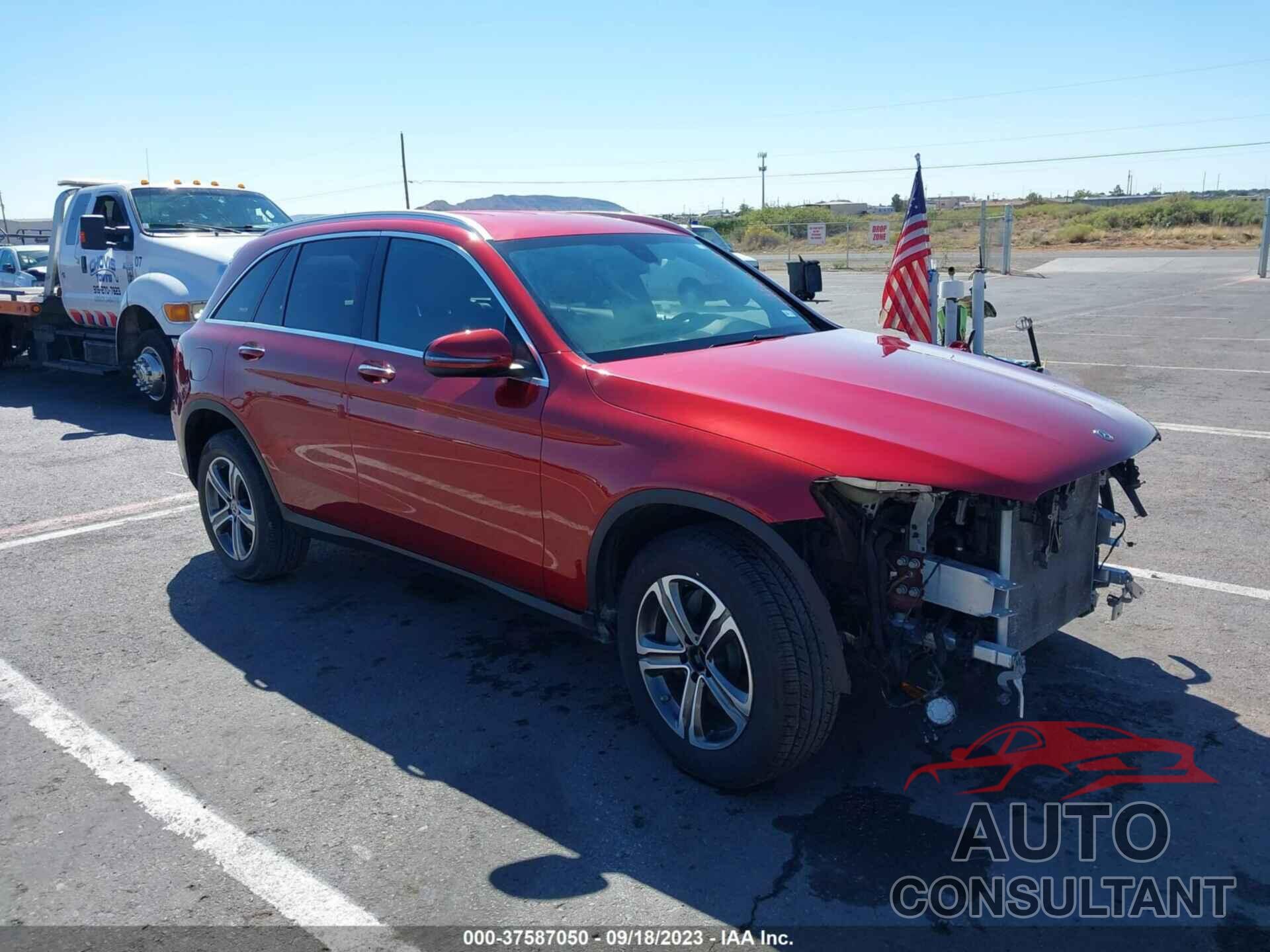 MERCEDES-BENZ GLC 300 2018 - WDC0G4JB2JV094187