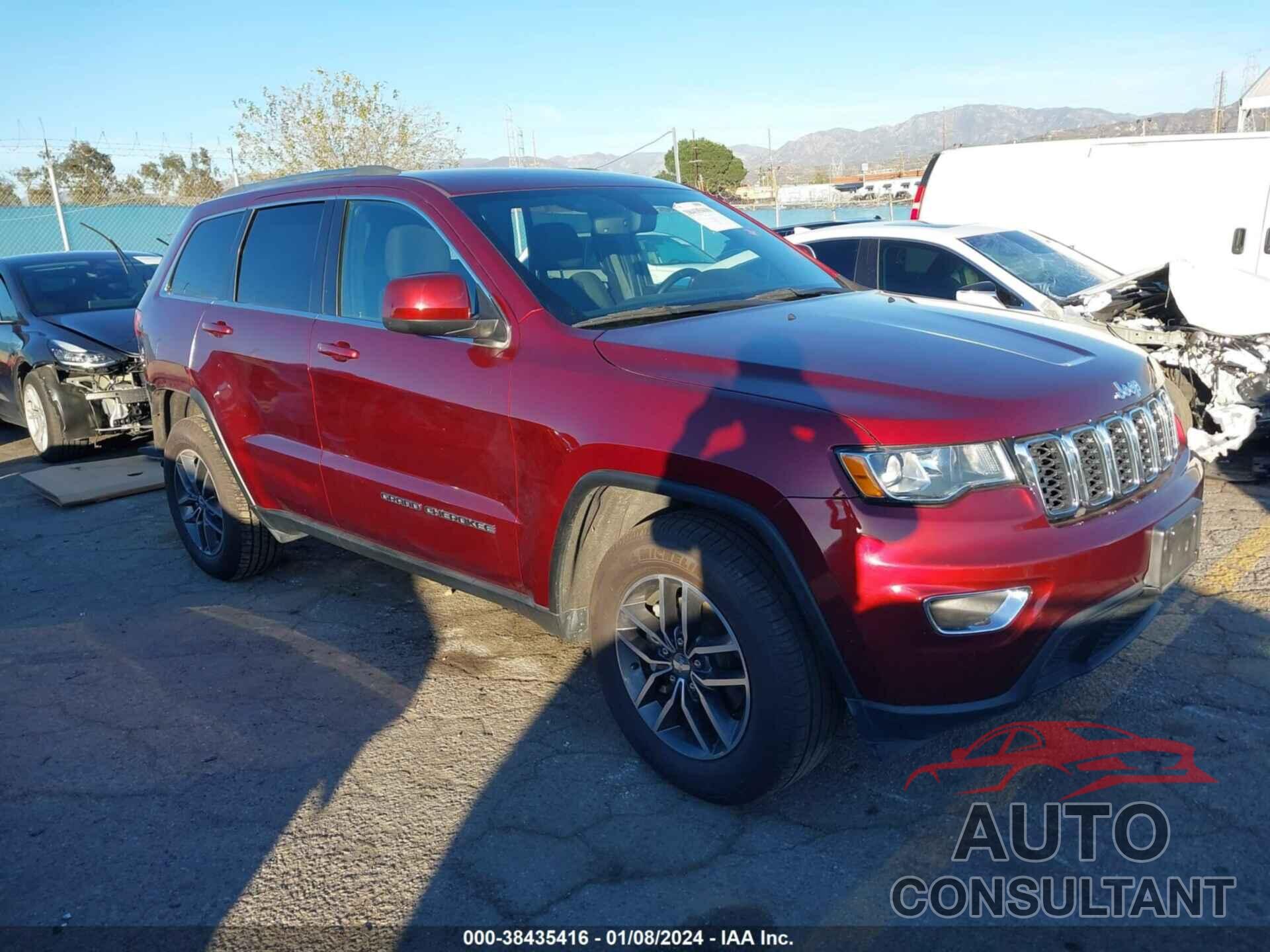 JEEP GRAND CHEROKEE 2018 - 1C4RJEAG2JC444316