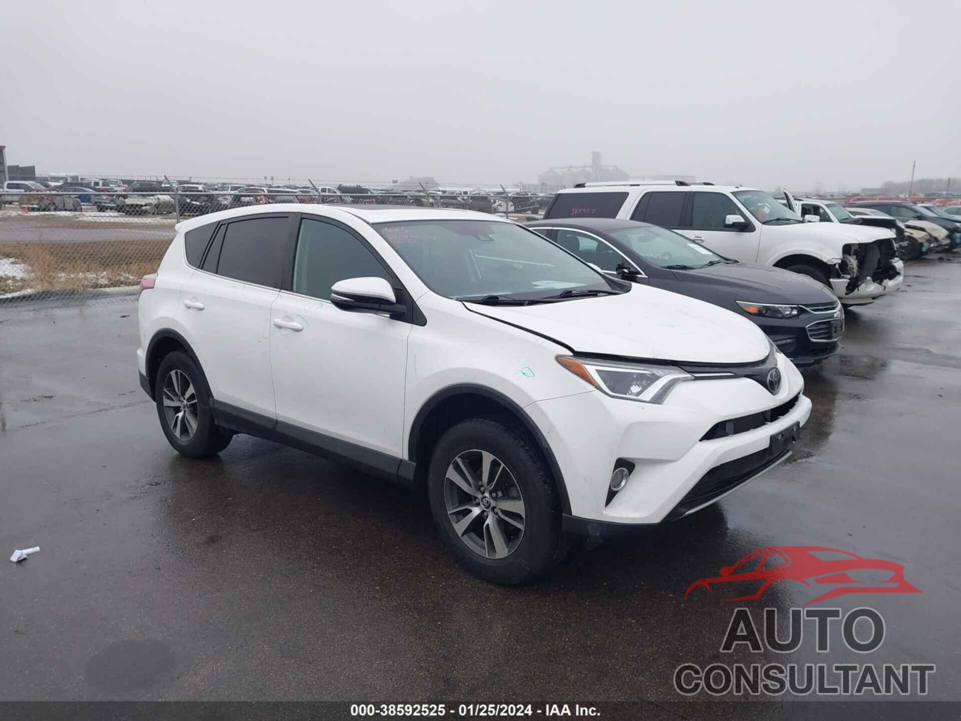 TOYOTA RAV4 2018 - 2T3RFREV8JW814652