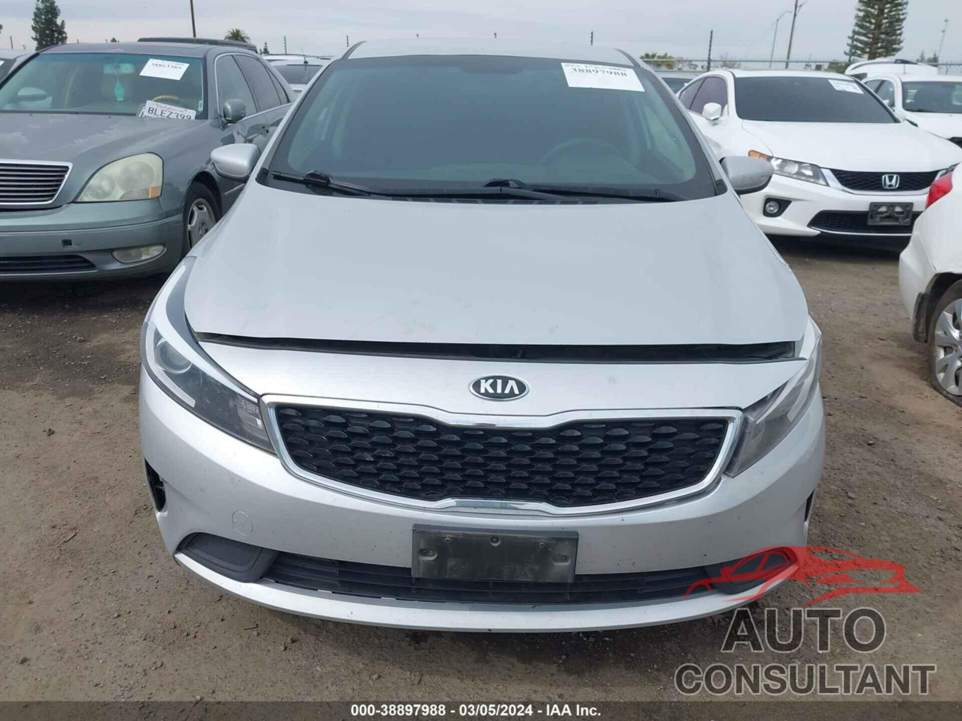 KIA FORTE 2018 - 3KPFK4A75JE283401