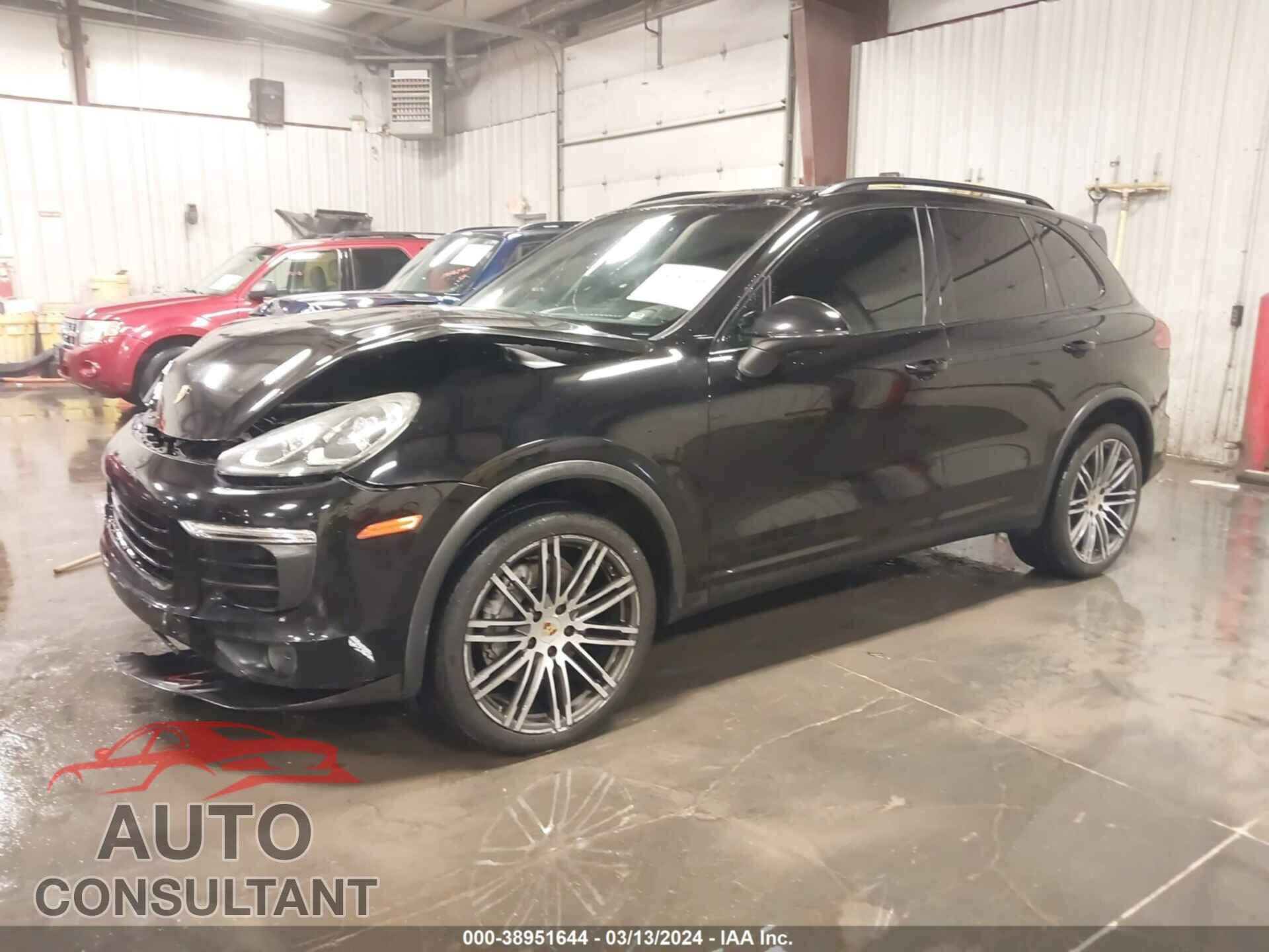 PORSCHE CAYENNE 2016 - WP1AA2A29GLA10708