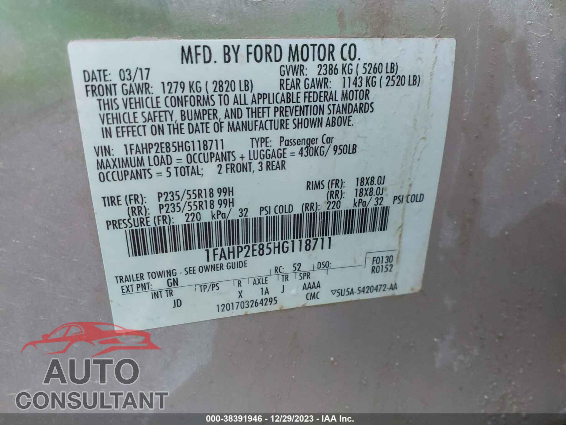 FORD TAURUS 2017 - 1FAHP2E85HG118711