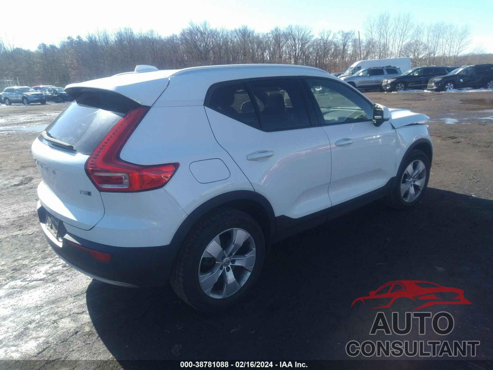 VOLVO XC40 2019 - YV4162XZ1K2015209