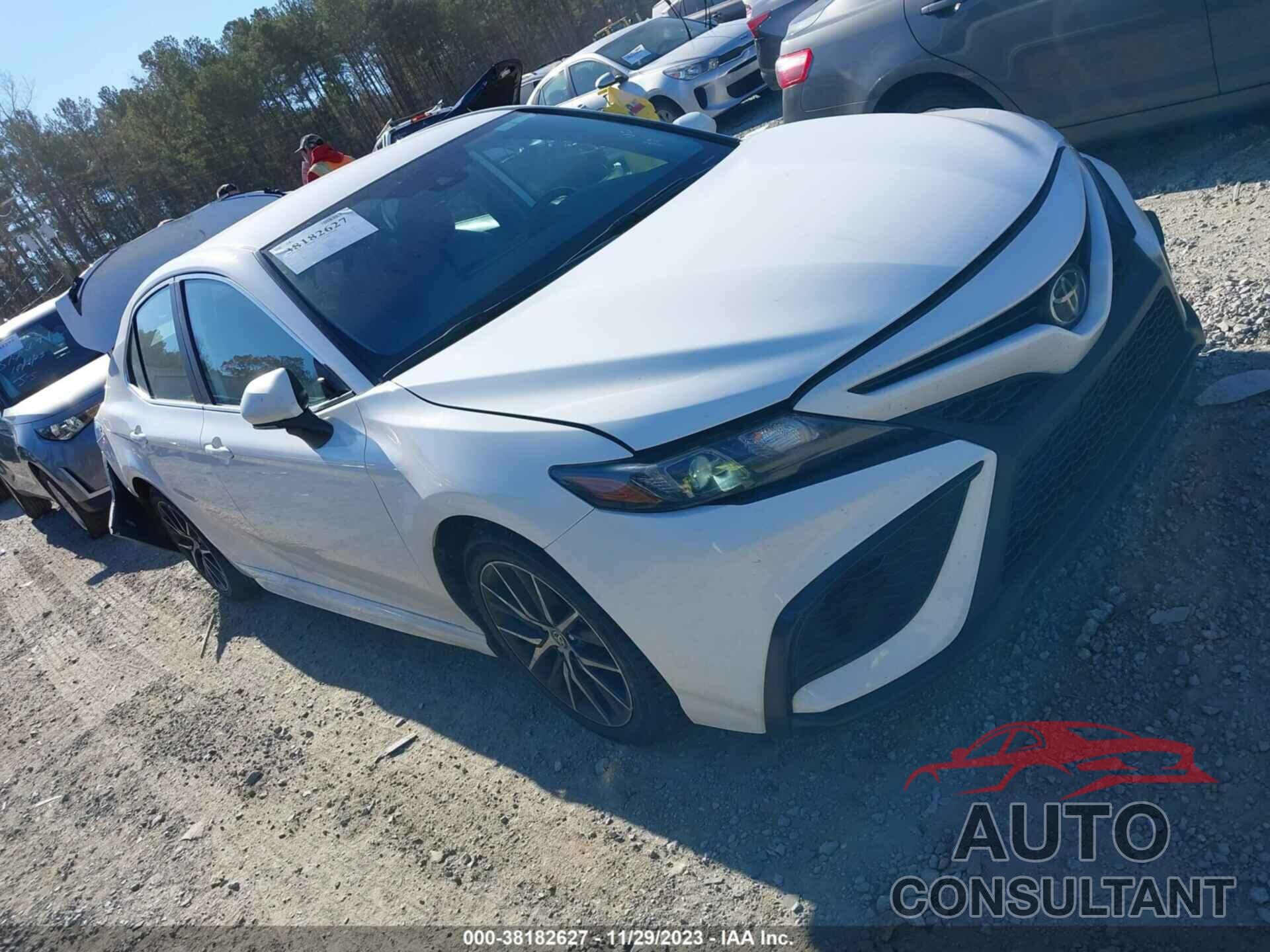 TOYOTA CAMRY 2022 - 4T1G11AK5NU717314