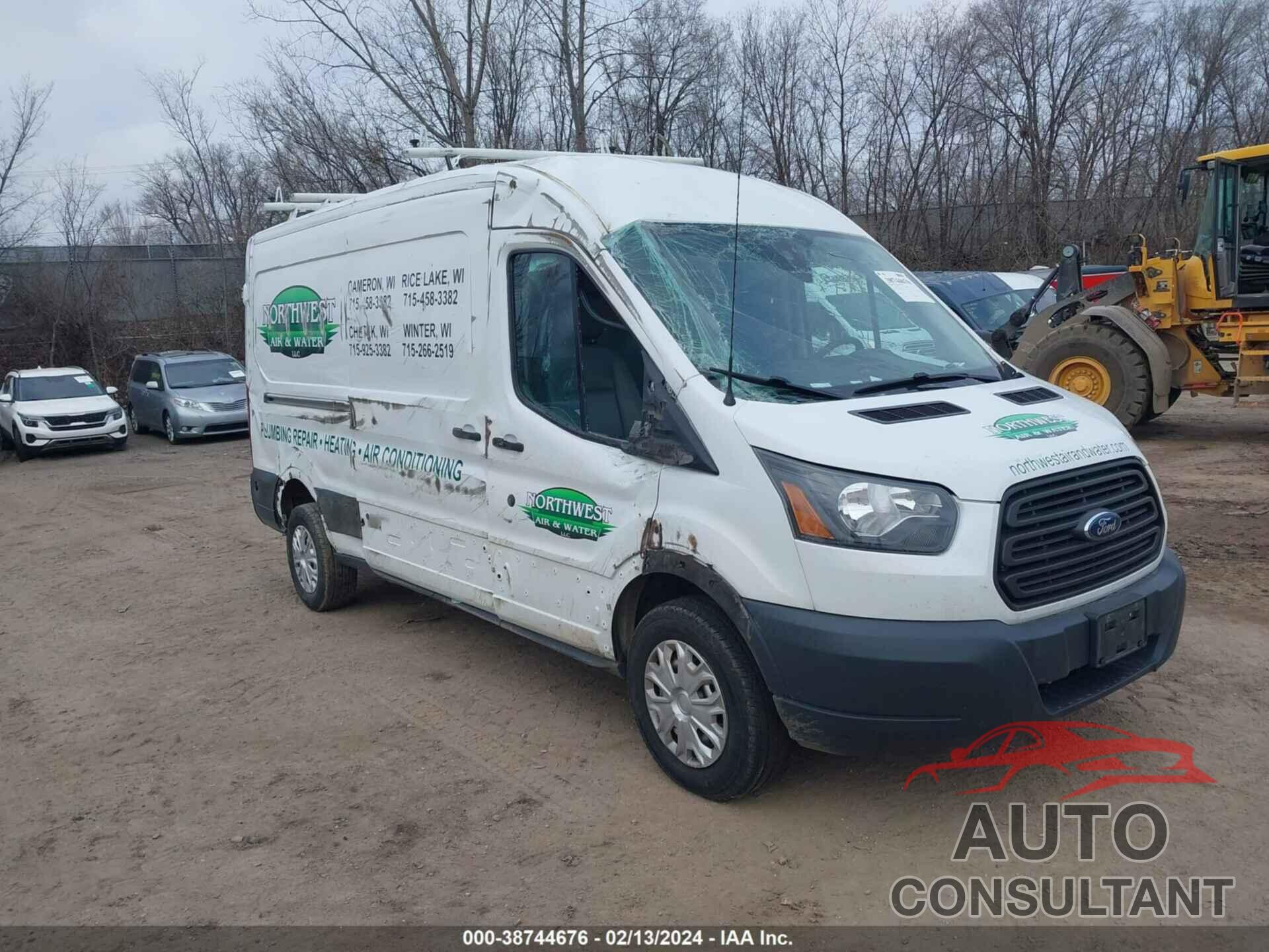 FORD TRANSIT 2017 - 1FTYR2CM6HKA08963