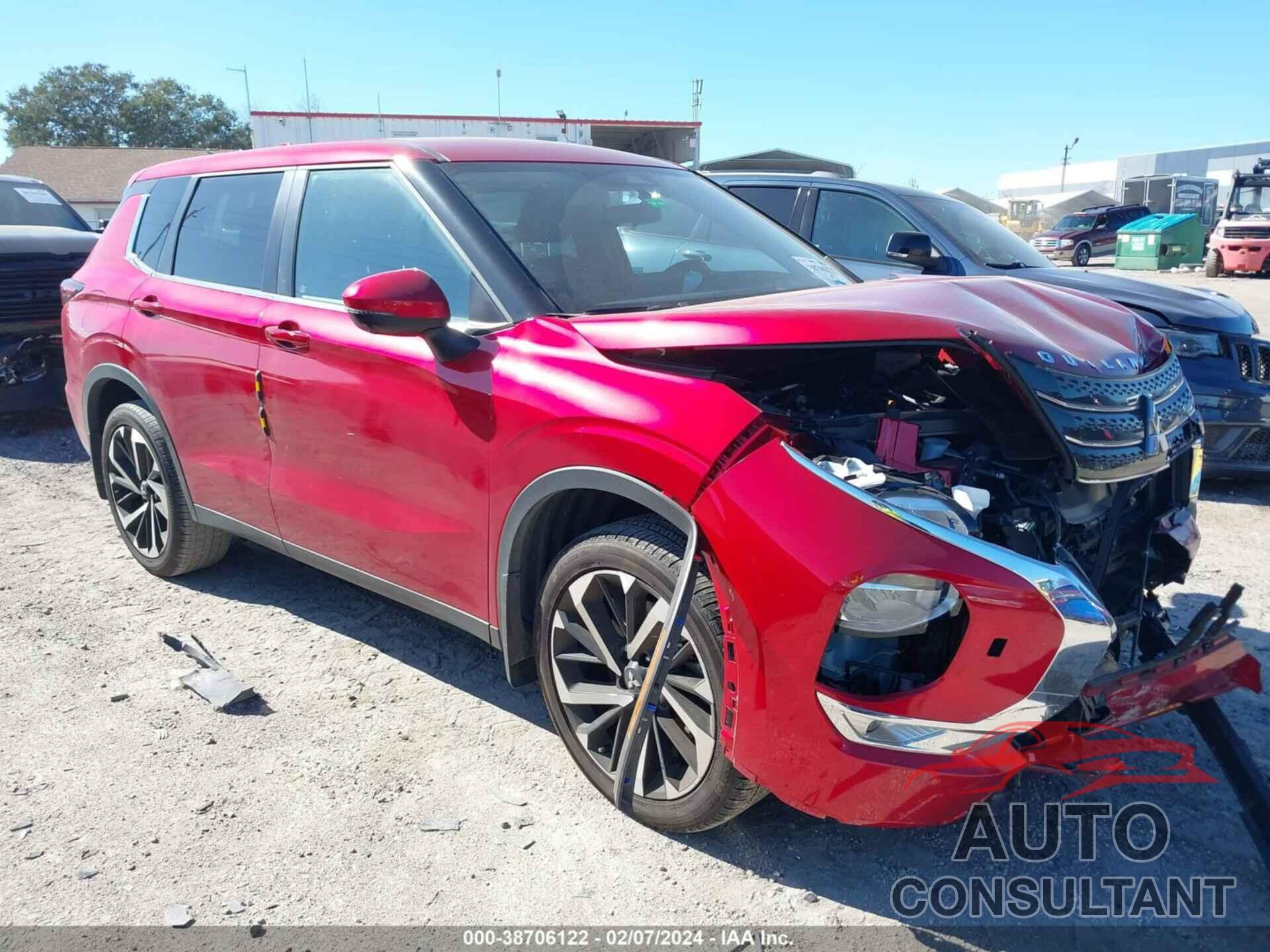 MITSUBISHI OUTLANDER 2023 - JA4J4UA84PZ012754