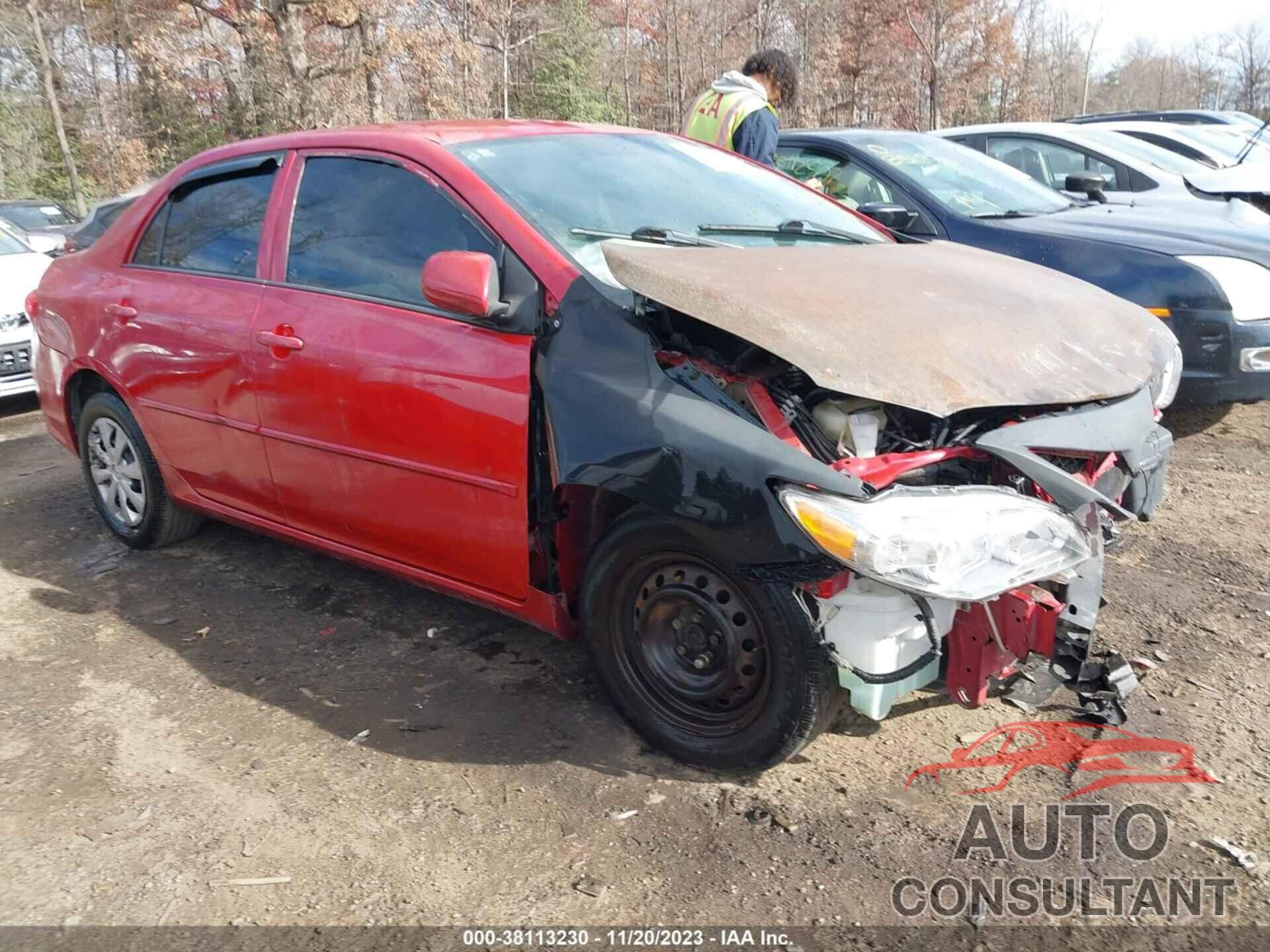 TOYOTA COROLLA 2013 - 2T1BU4EE2DC076601