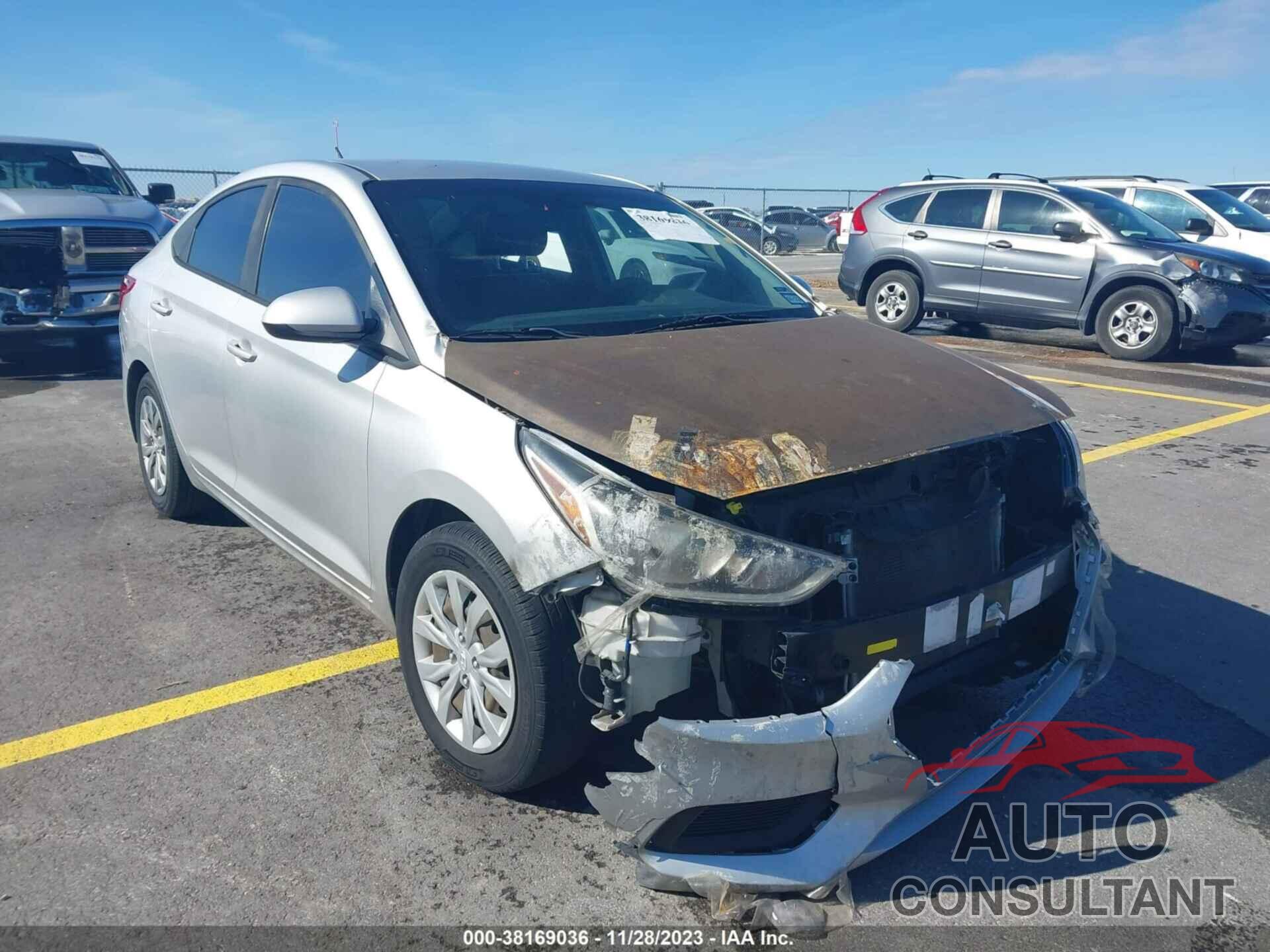 HYUNDAI ACCENT 2018 - 3KPC24A38JE012168