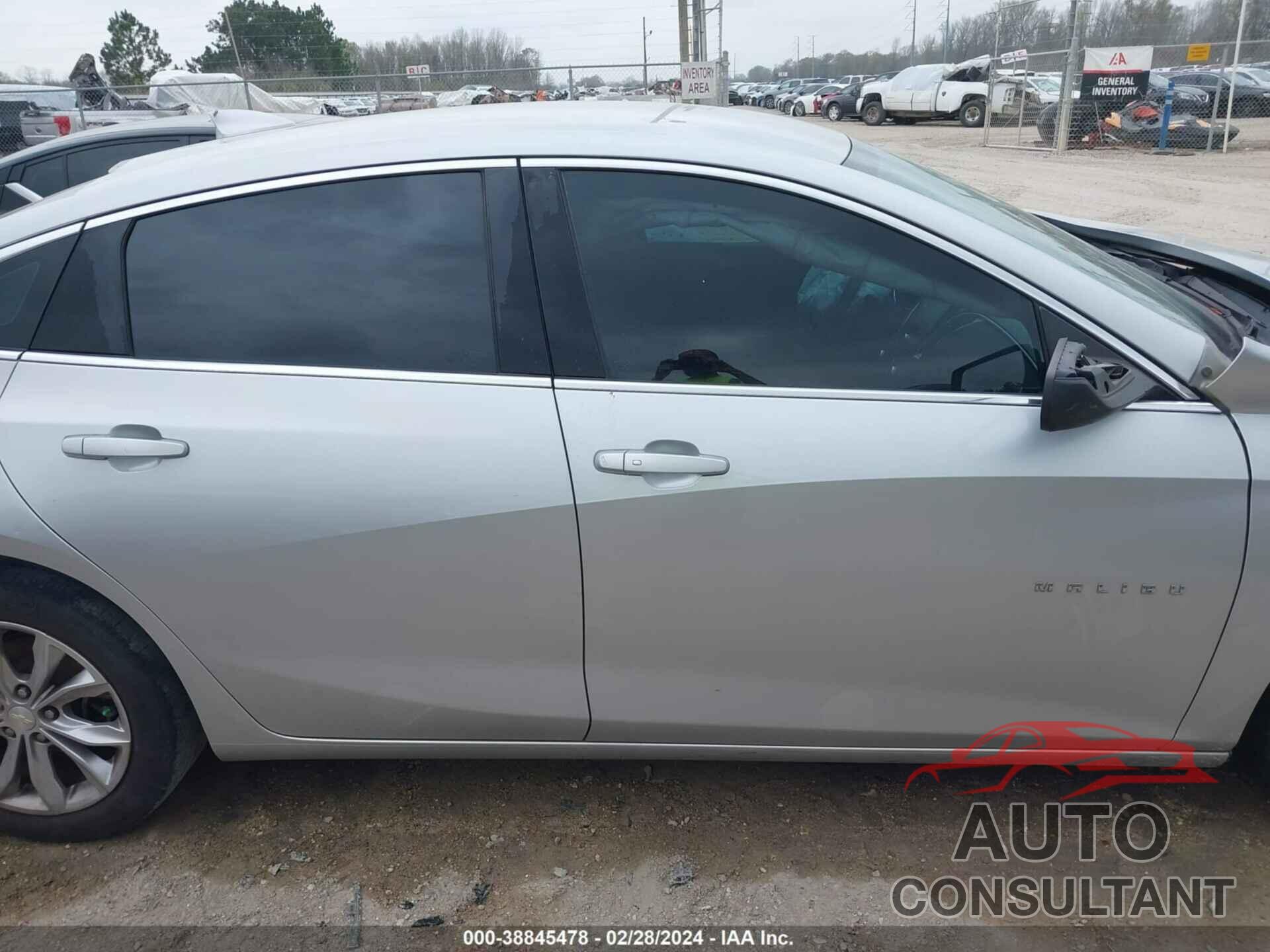 CHEVROLET MALIBU 2019 - 1G1ZD5ST5KF136990