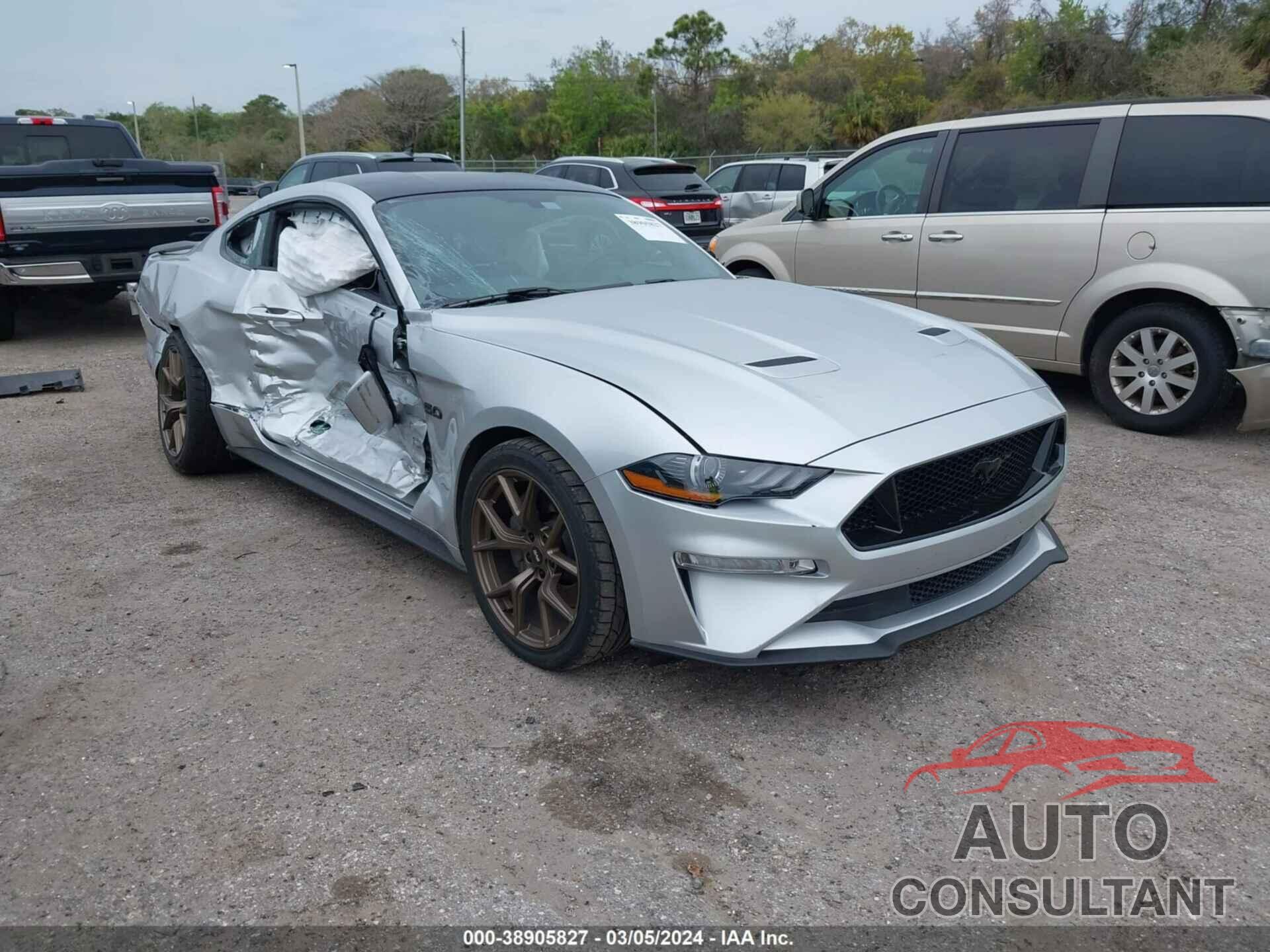 FORD MUSTANG 2019 - 1FA6P8CF8K5133038