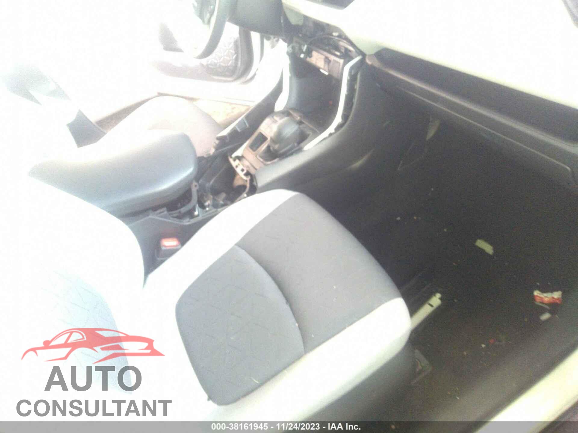 TOYOTA RAV4 2019 - JTMP1RFV6KD513512