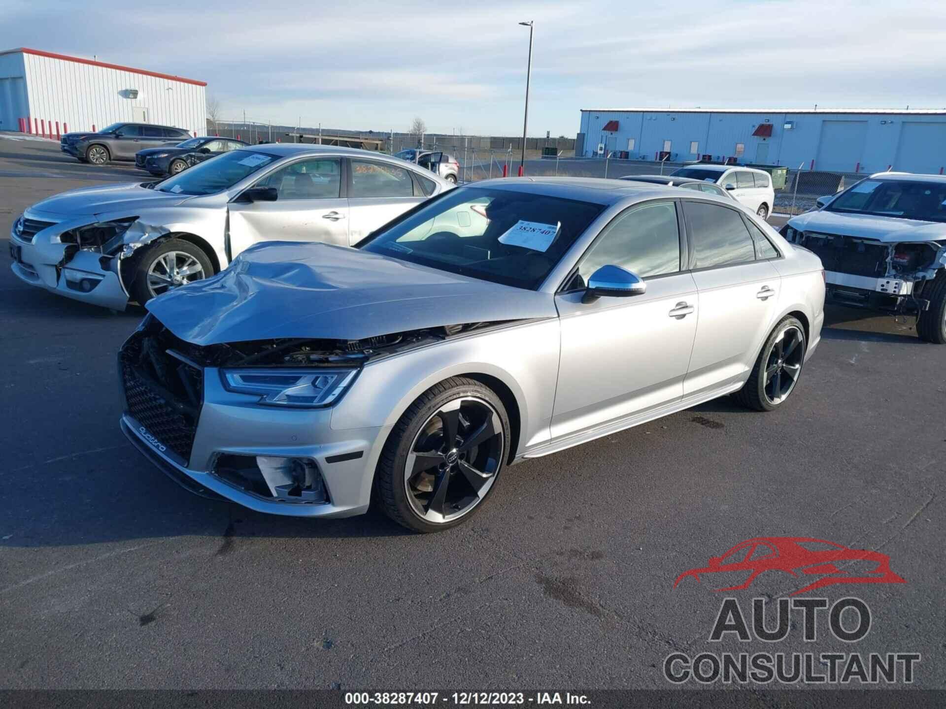 AUDI S4 2019 - WAUC4AF41KA109451