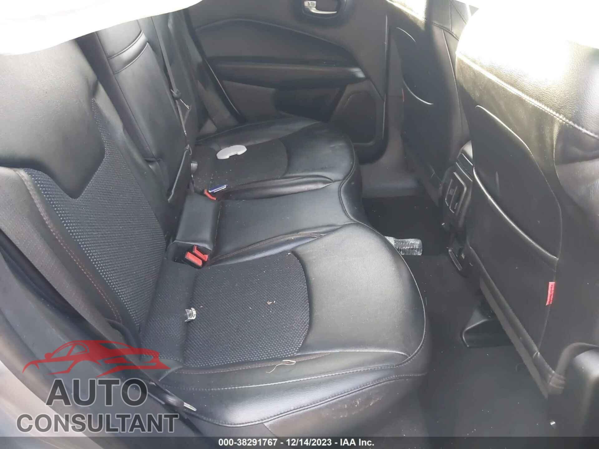JEEP COMPASS 2020 - 3C4NJDDB5LT111639