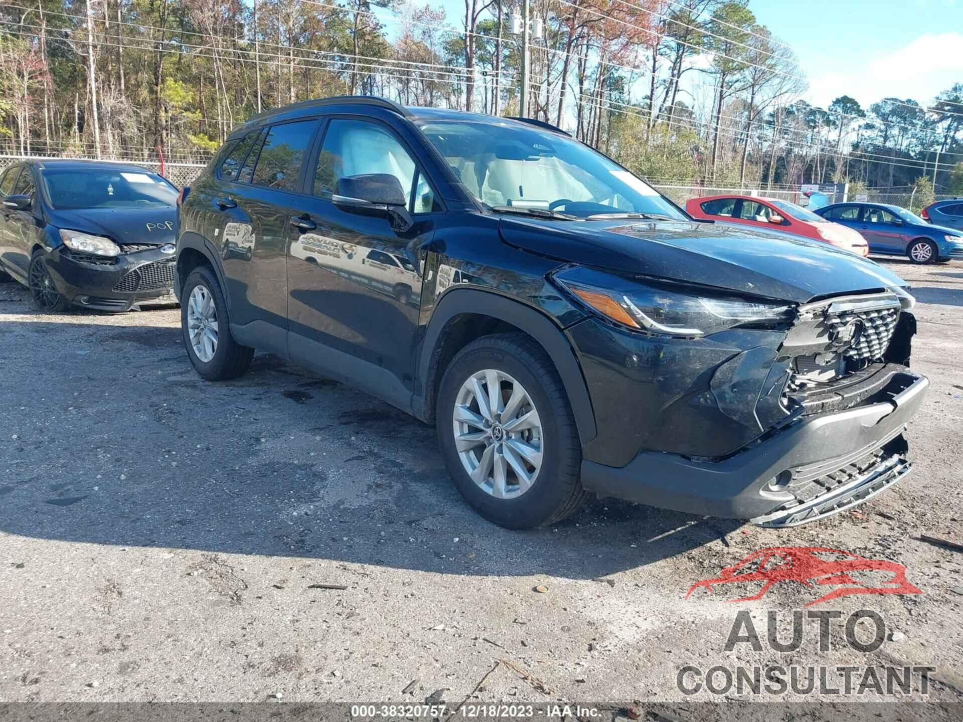 TOYOTA COROLLA CROSS 2023 - 7MUCAAAG6PV062575