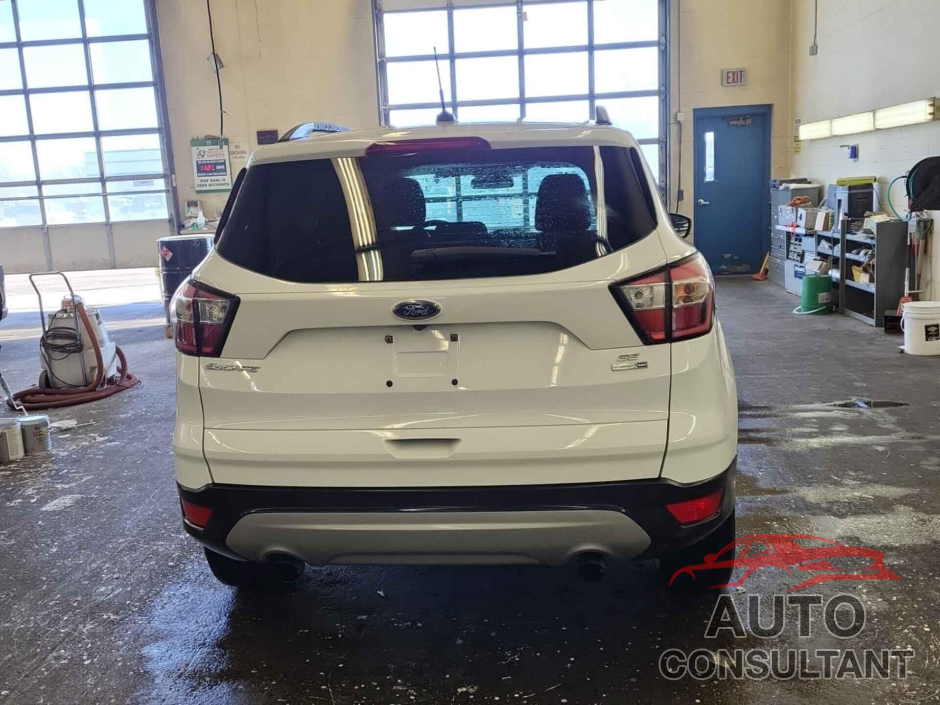 FORD ESCAPE 2018 - 1FMCU9GD9JUB17533