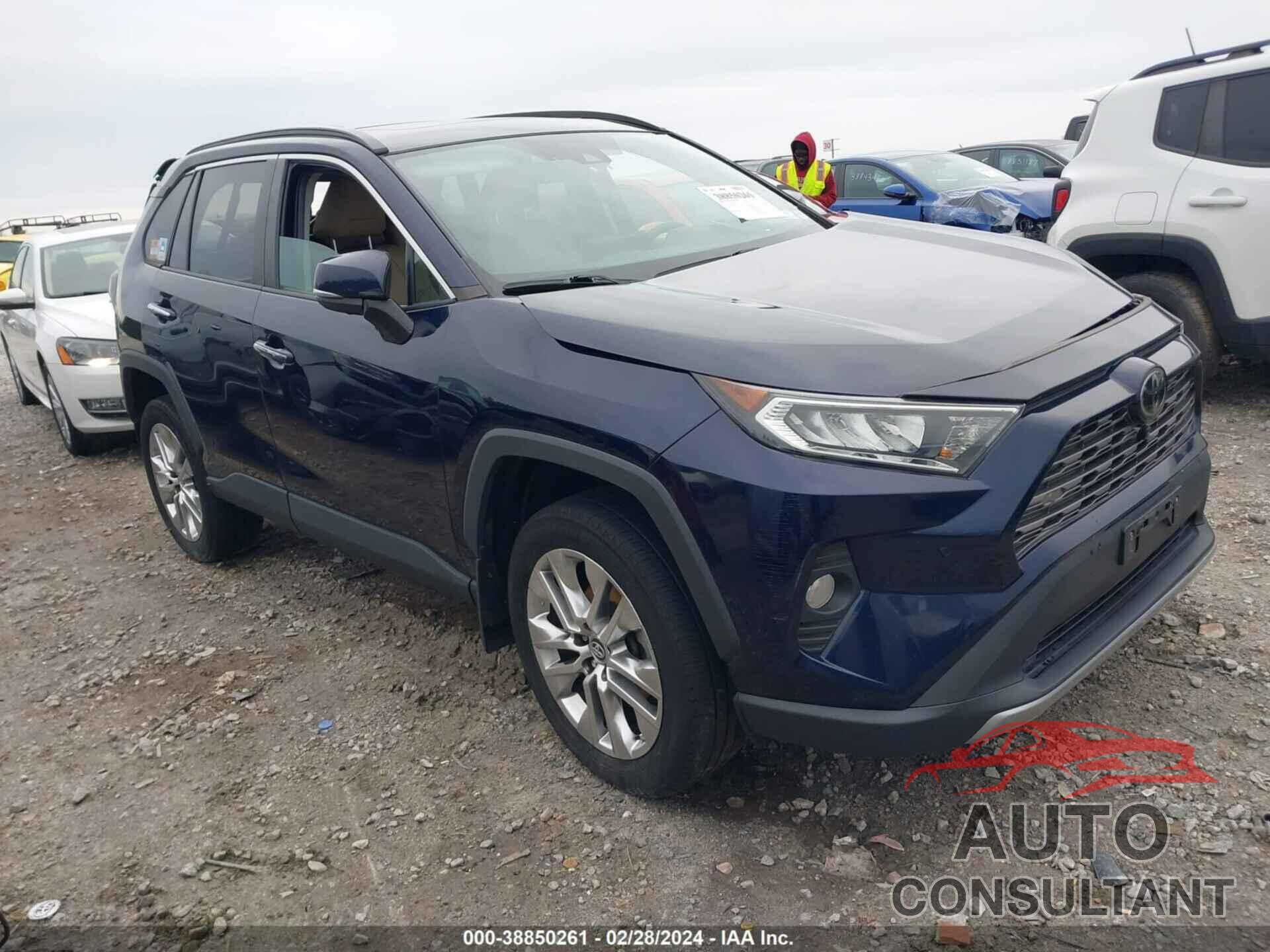 TOYOTA RAV4 2019 - 2T3N1RFV4KC059210