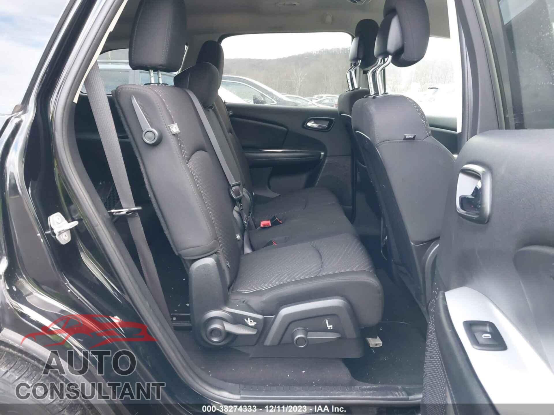 DODGE JOURNEY 2015 - 3C4PDCBG3FT616768