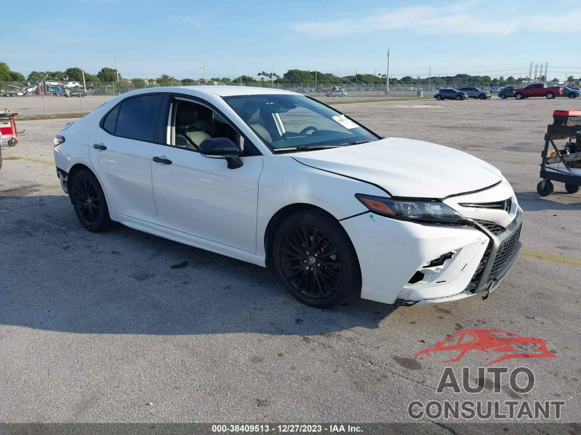 TOYOTA CAMRY 2022 - 4T1T11AK4NU036589