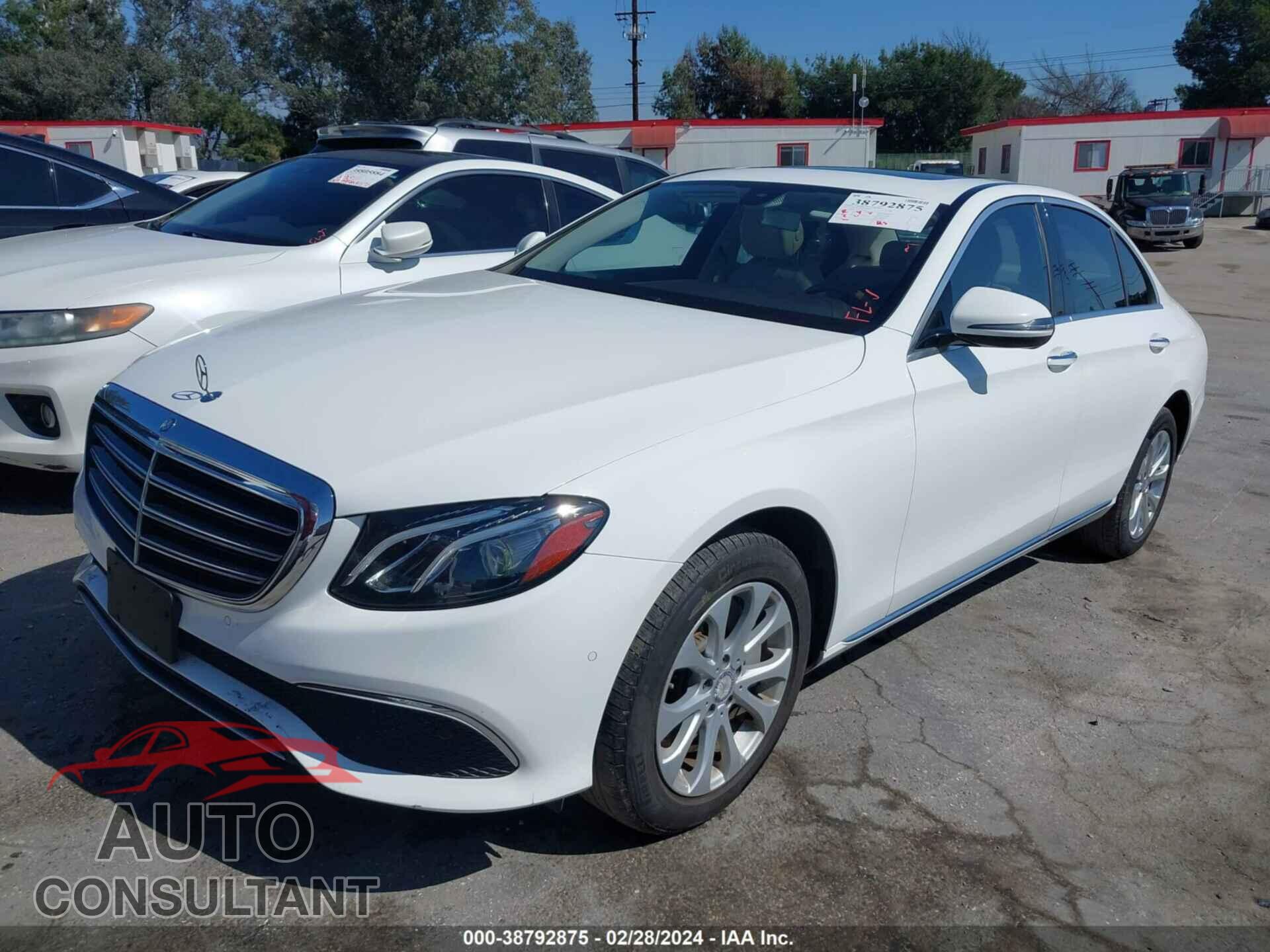MERCEDES-BENZ E 300 2017 - WDDZF4JB9HA093464