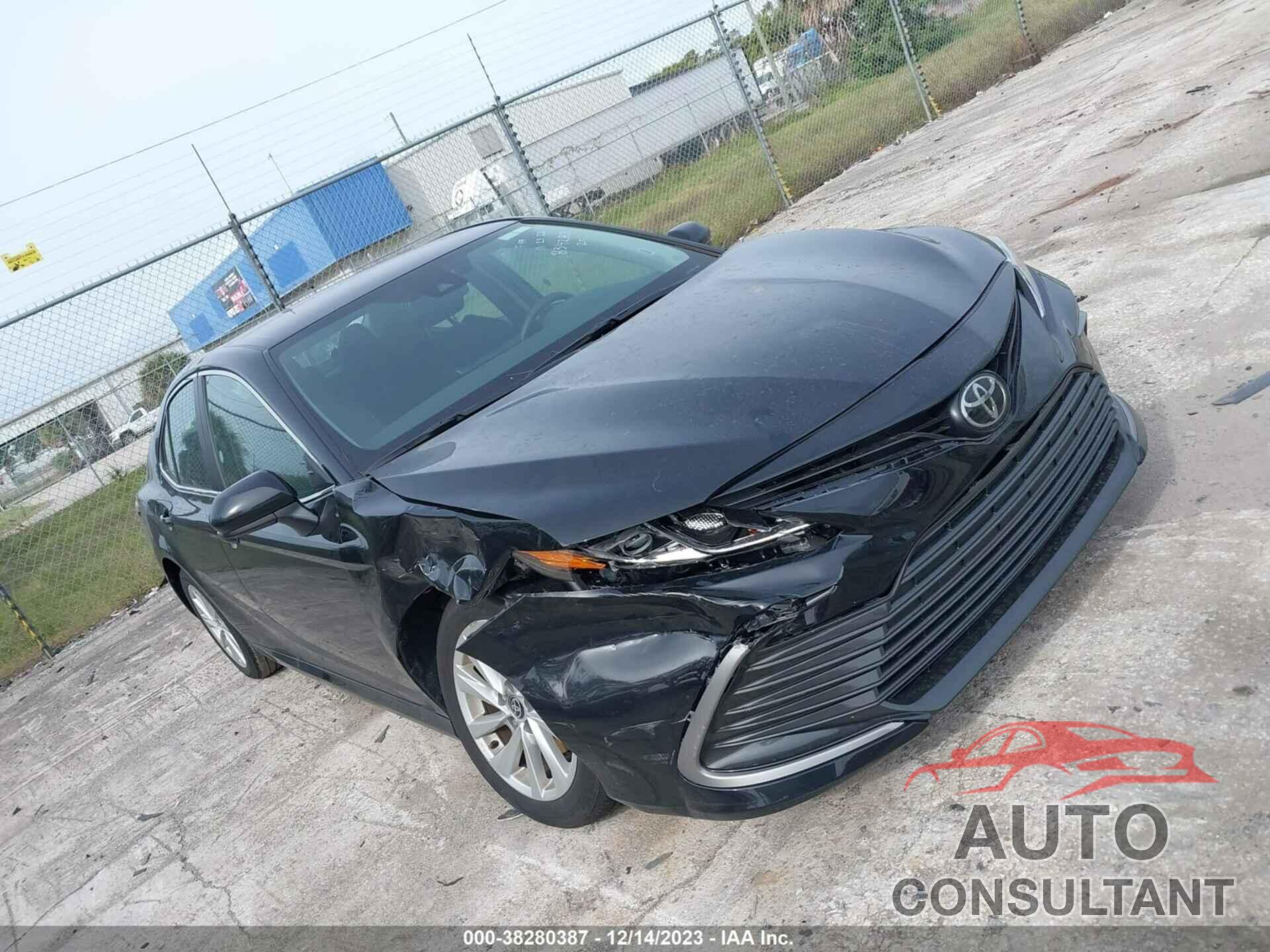 TOYOTA CAMRY 2023 - 4T1C11AK9PU834282