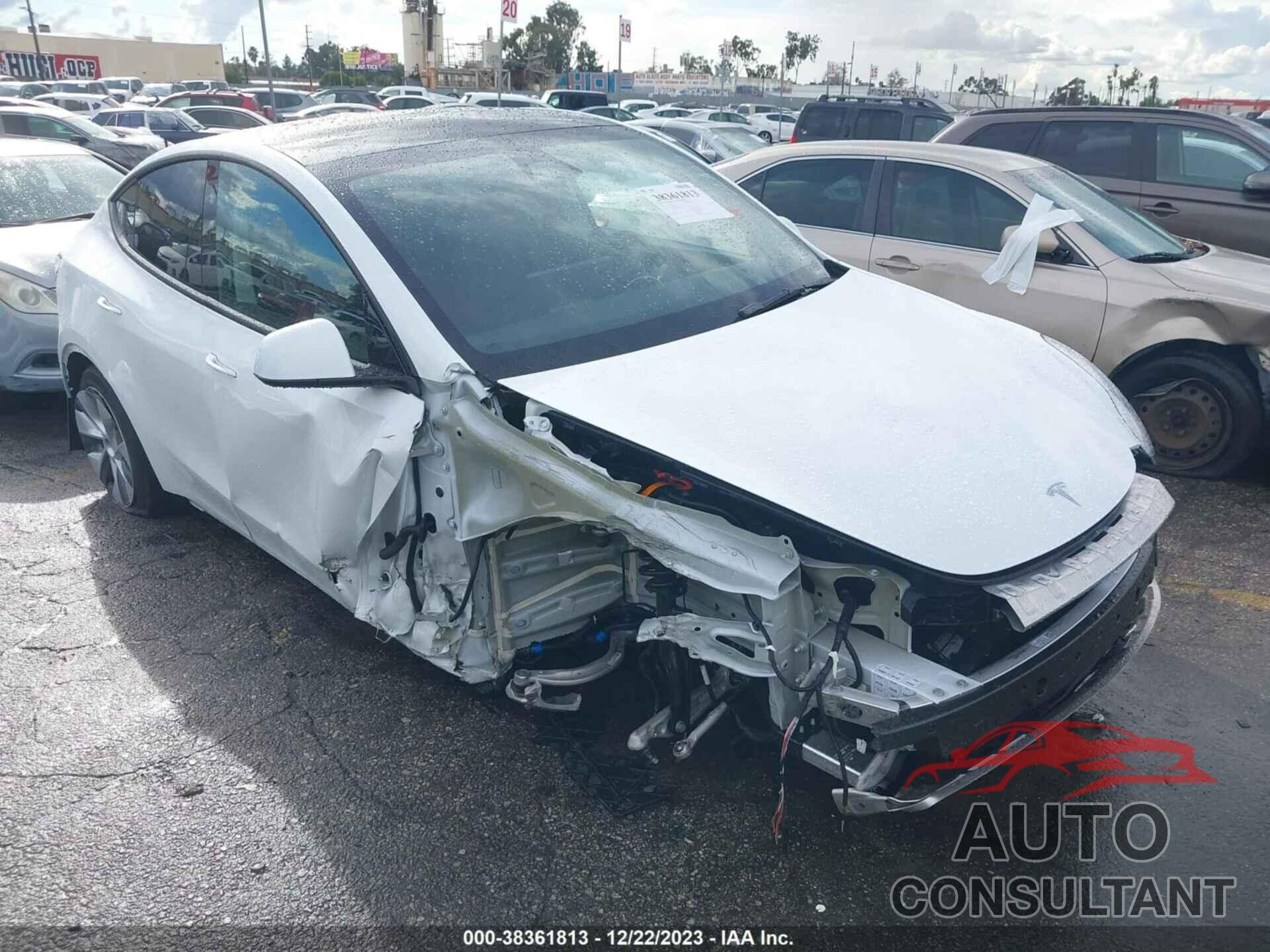 TESLA MODEL Y 2023 - 7SAYGDEE8PA137046