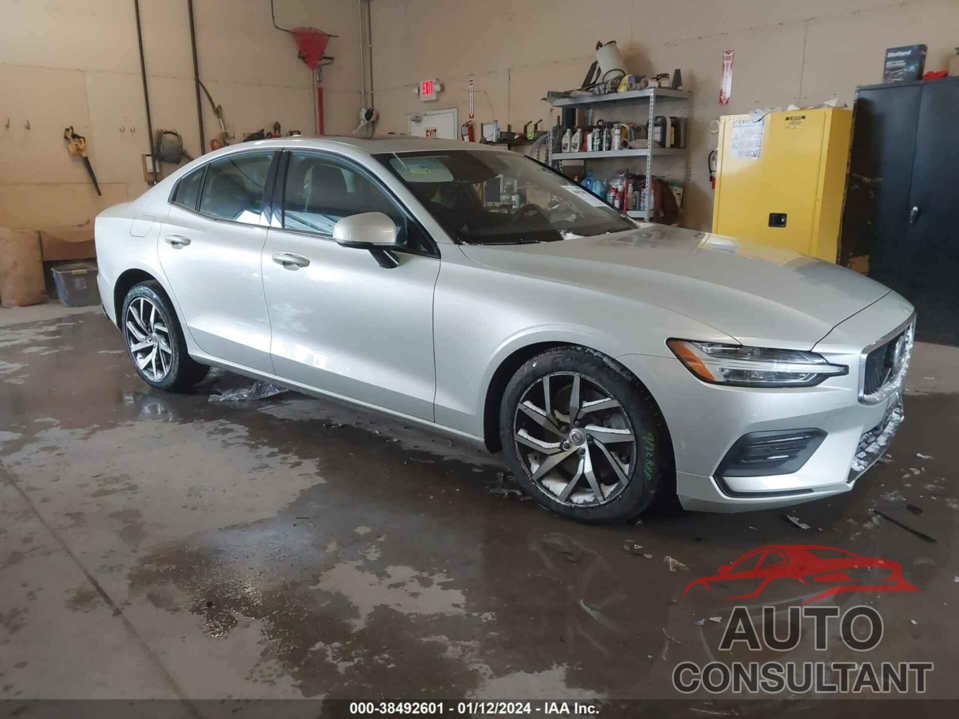 VOLVO S60 2019 - 7JRA22TK0KG006707