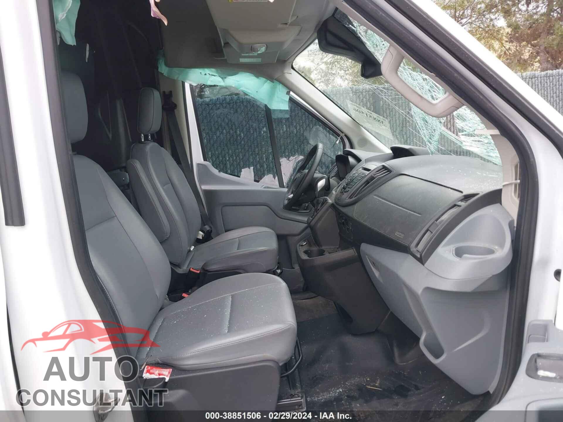FORD TRANSIT 2019 - 1FTYR2CM3KKB76633