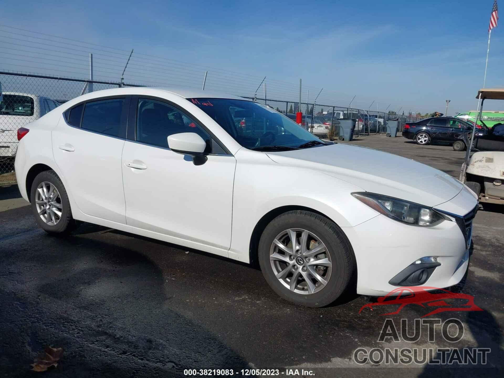 MAZDA MAZDA3 2015 - JM1BM1V72F1220672