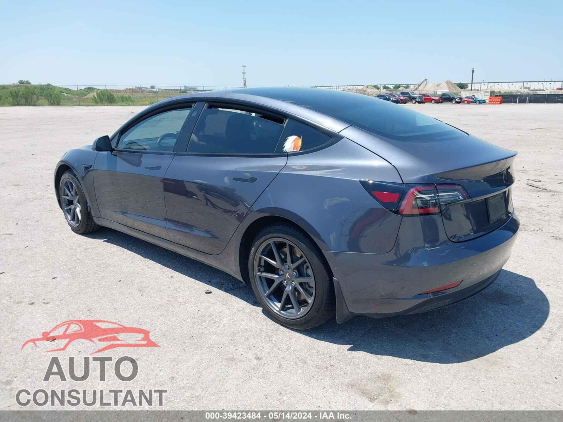 TESLA MODEL 3 2022 - 5YJ3E1EB8NF174065