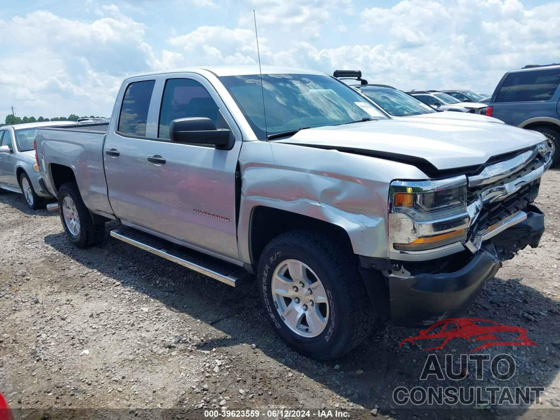 CHEVROLET SILVERADO 1500 2017 - 1GCRCNEH8HZ267923