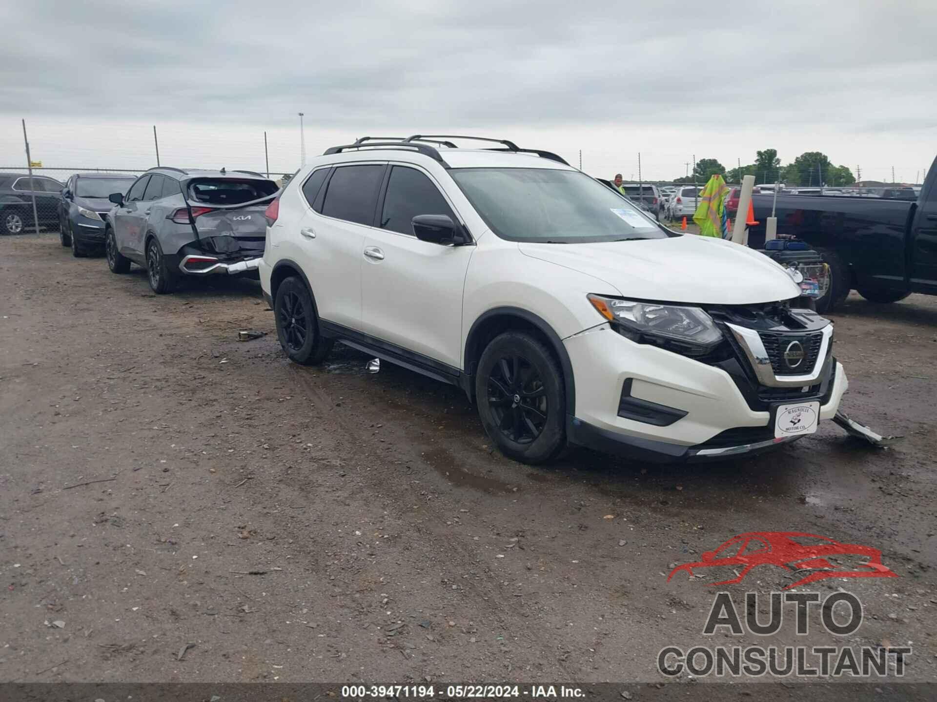 NISSAN ROGUE 2017 - 5N1AT2MT8HC840609