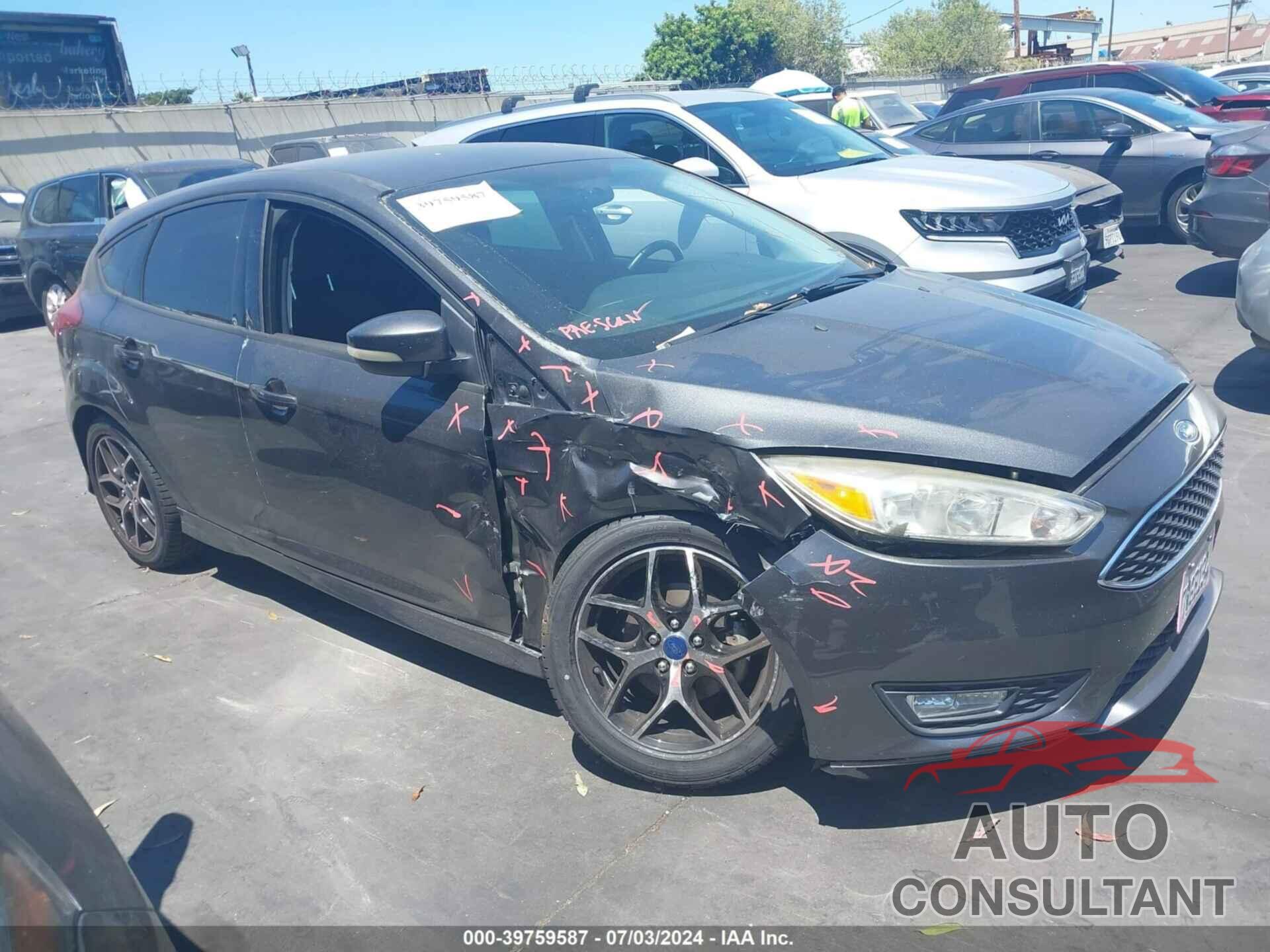 FORD FOCUS 2016 - 1FADP3K2XGL379987