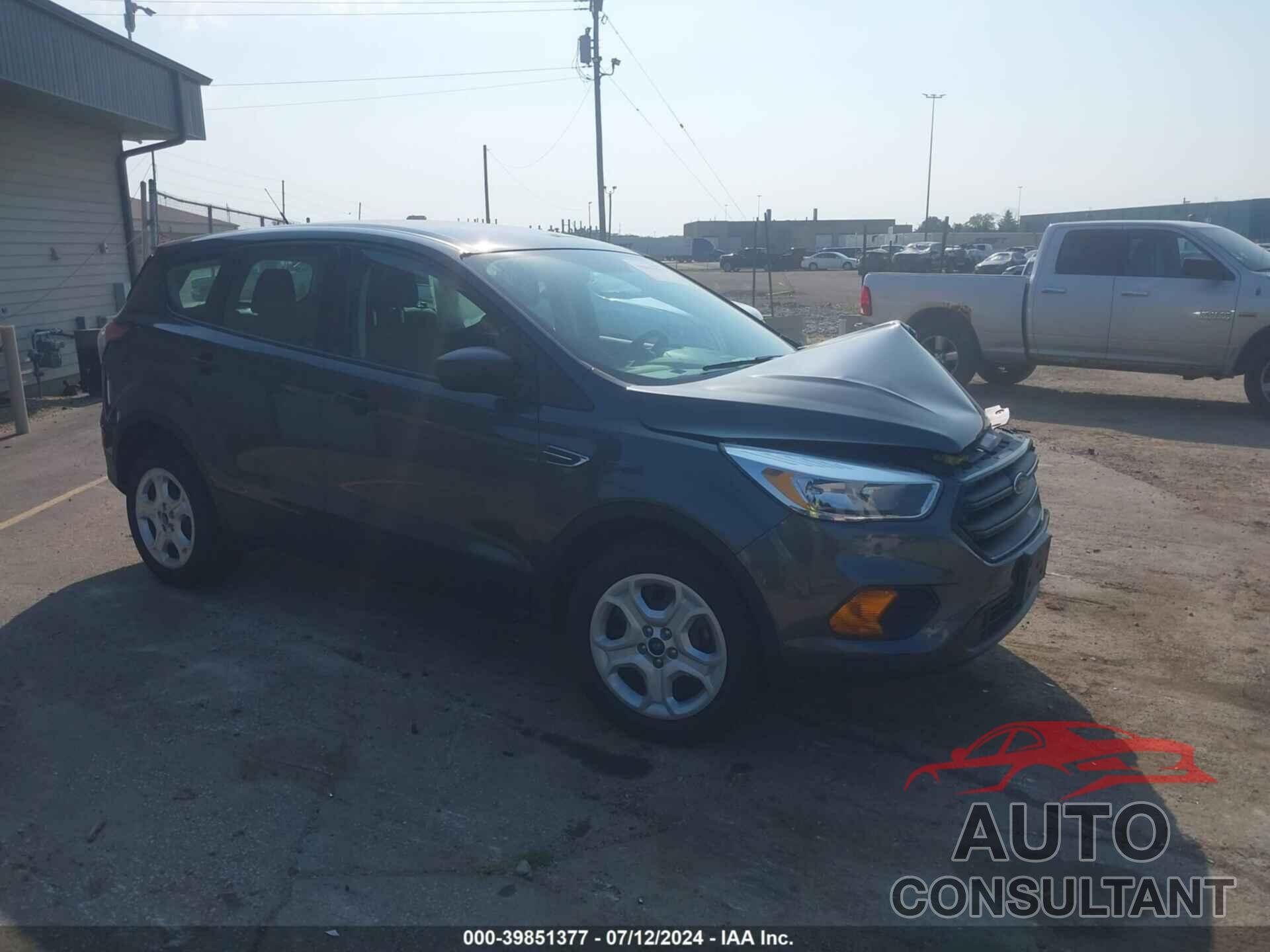 FORD ESCAPE 2017 - 1FMCU0F78HUB26970