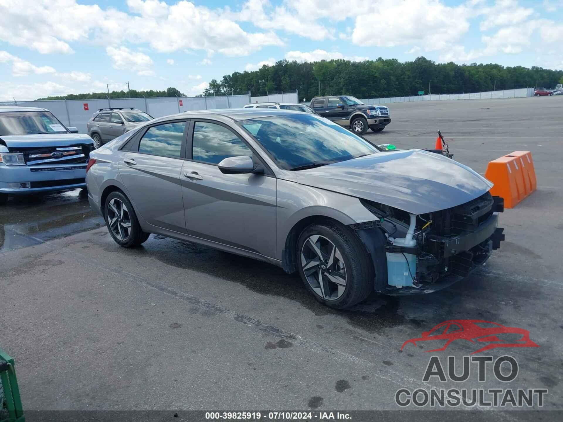 HYUNDAI ELANTRA 2023 - KMHLS4AG3PU524851