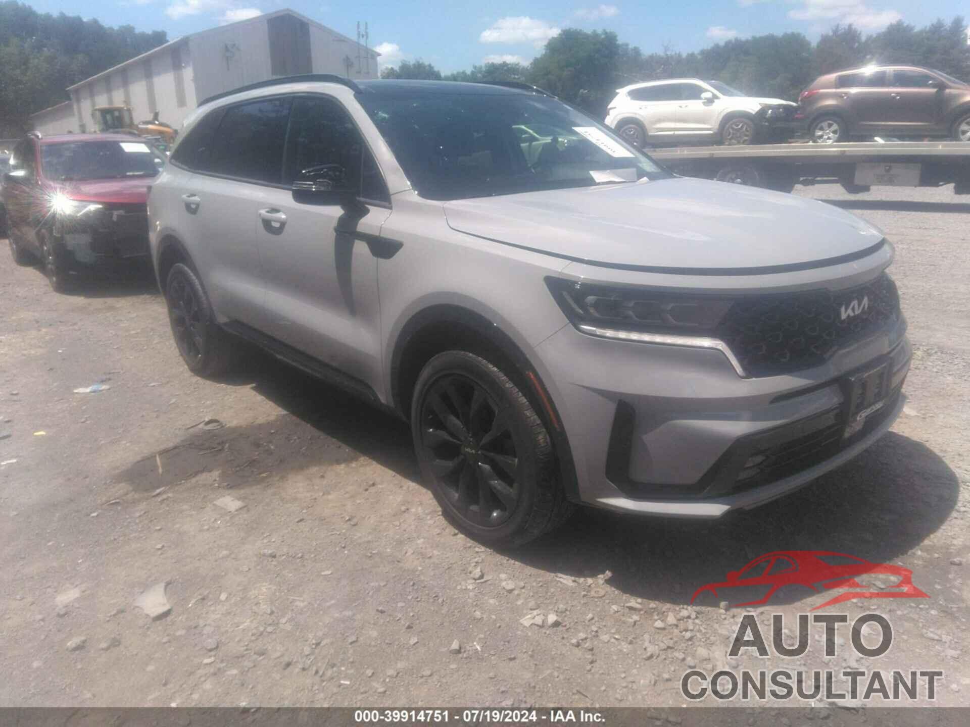 KIA SORENTO 2022 - 5XYRKDLF5NG136120