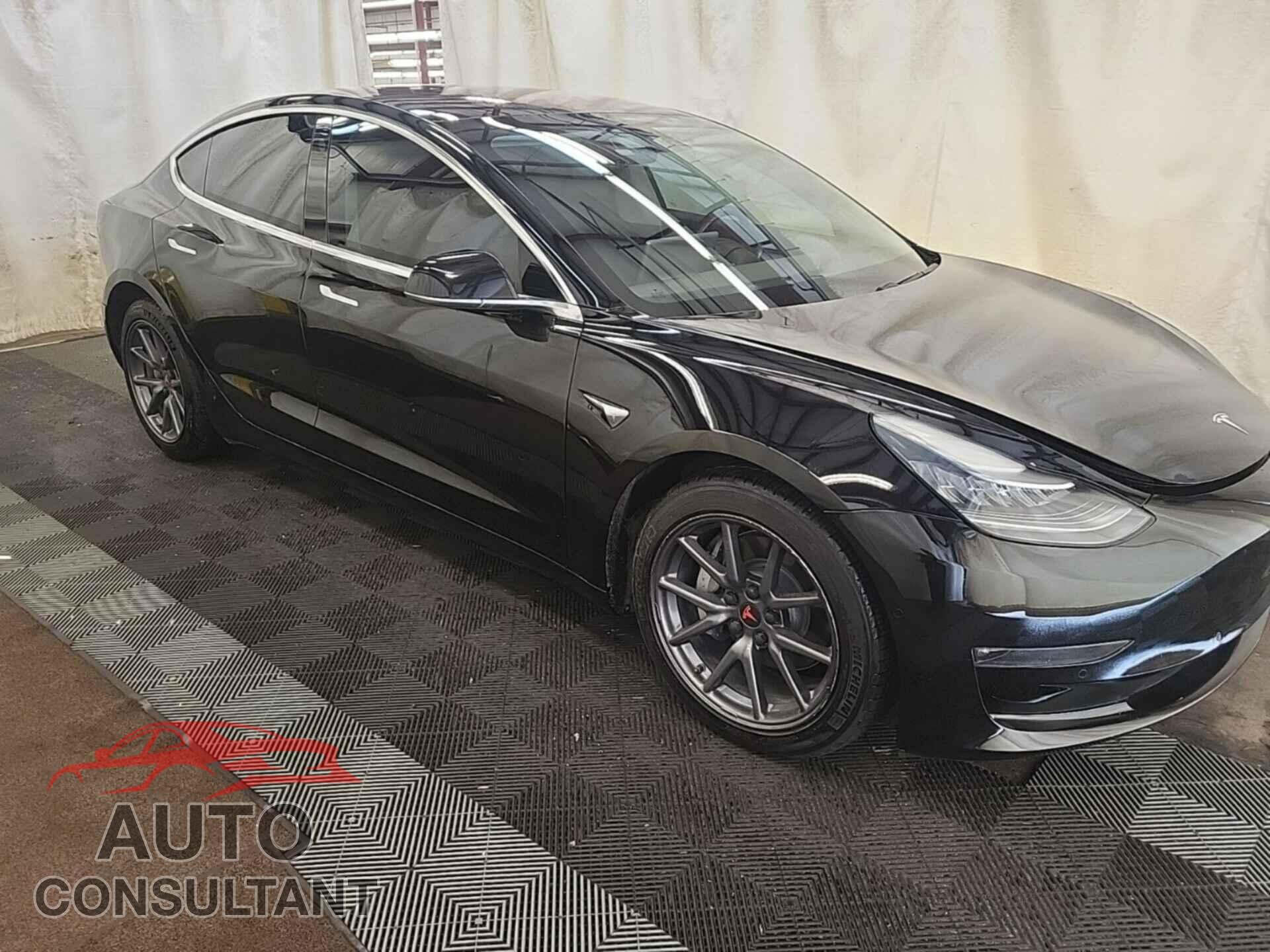 TESLA MODEL 3 2019 - 5YJ3E1EB5KF193412
